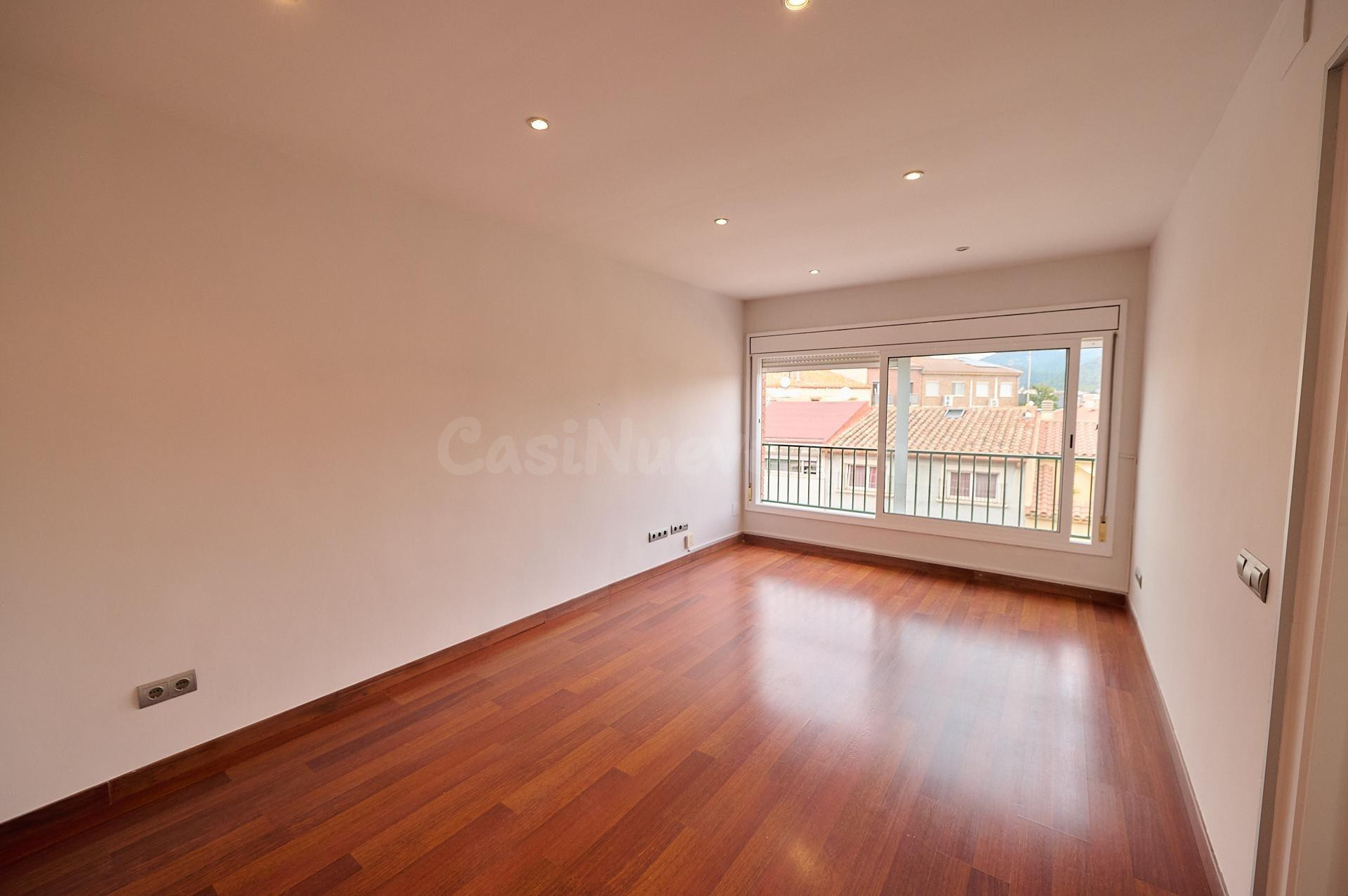 Piso en avinguda can baixeres 20 “las mejores vistas , la co - foto 3