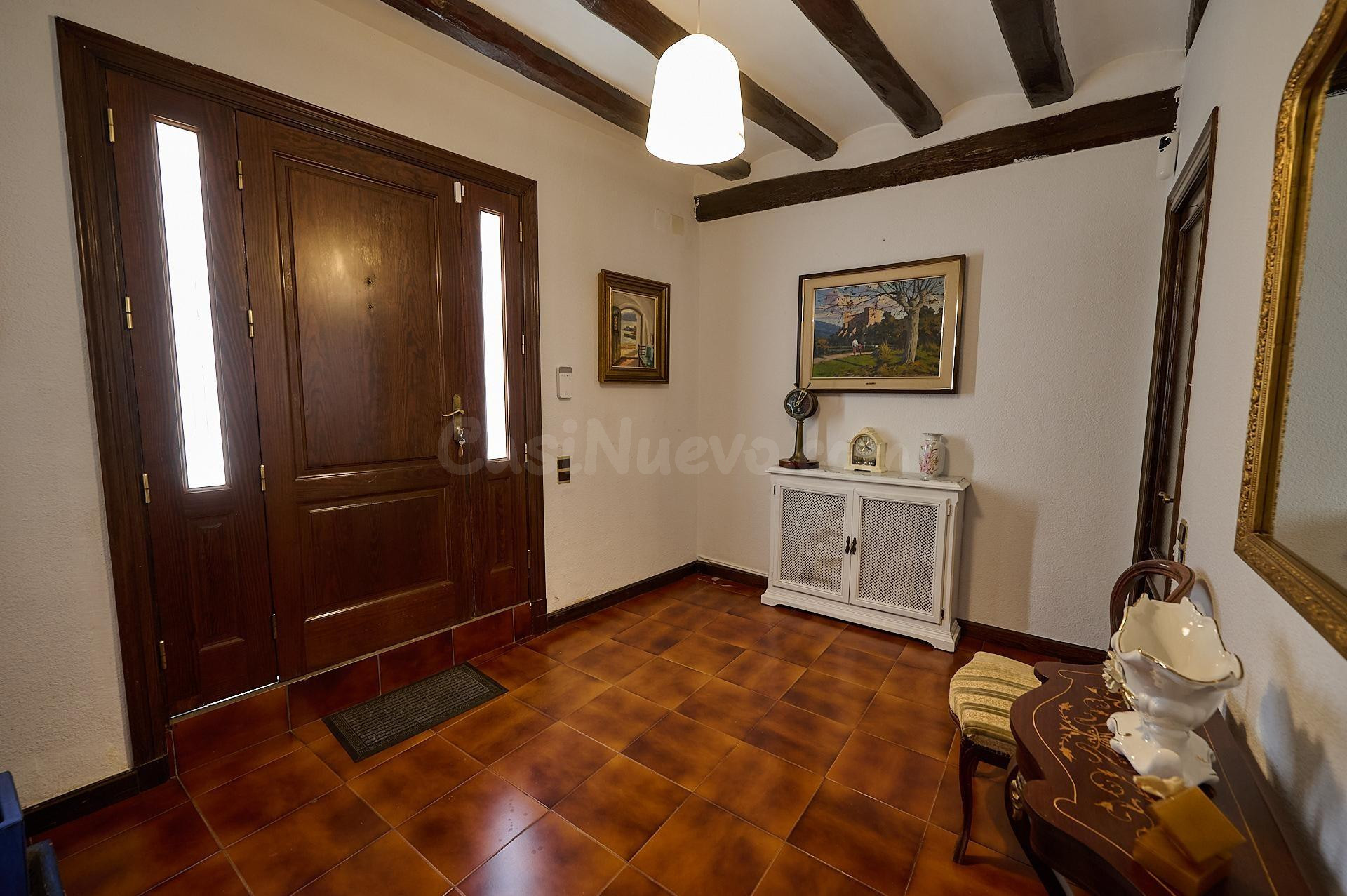 Casa dos viviendas, infinitas posibilidades. vive el centro  - foto 2