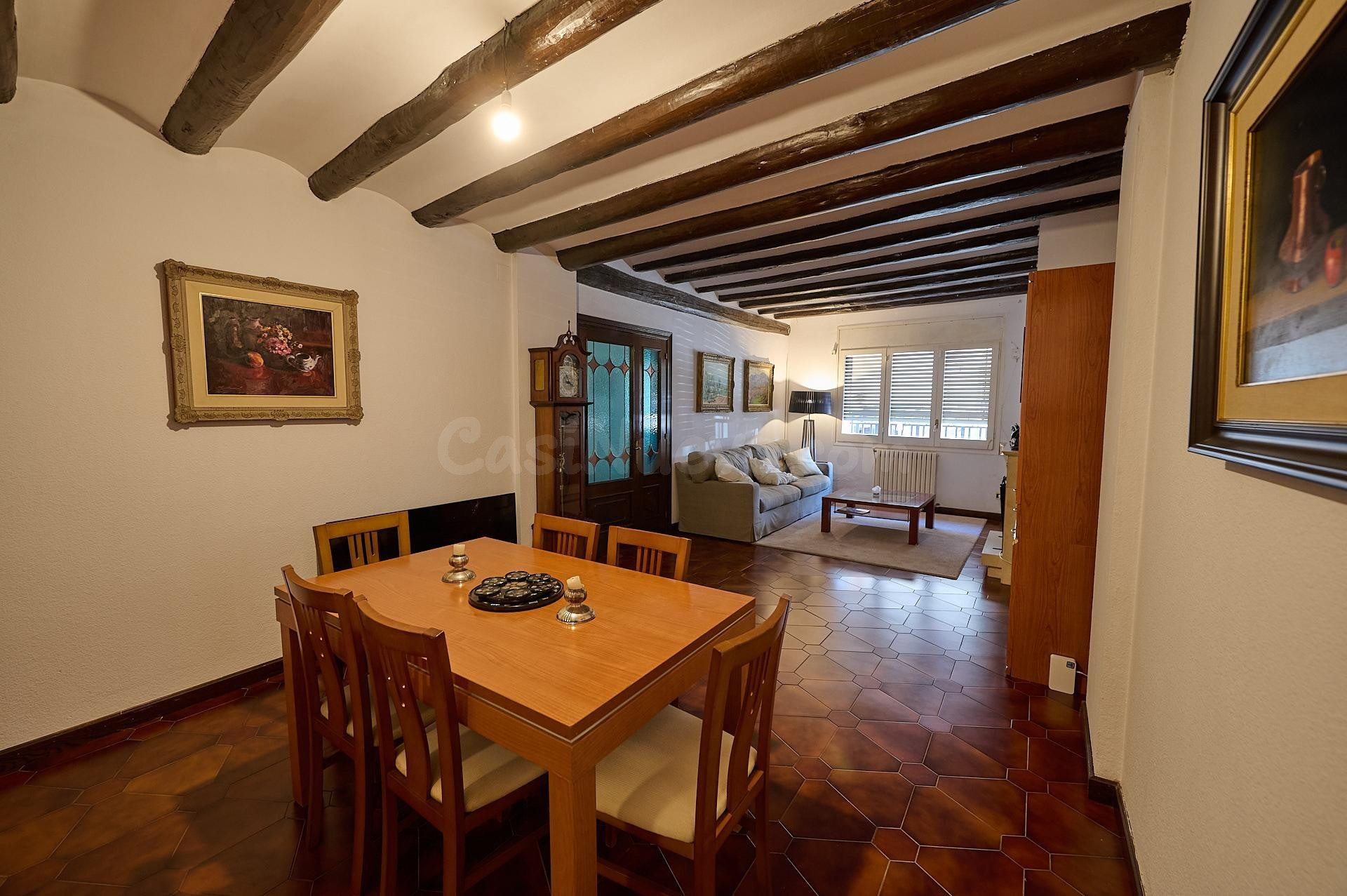 Casa dos viviendas, infinitas posibilidades. vive el centro  - foto 5