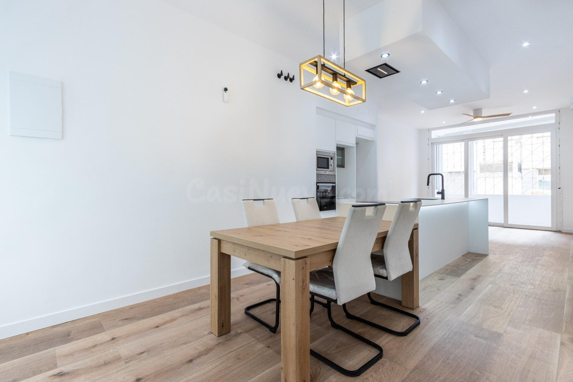 Eix Macià: planta baja a estrenar con entrada privada y tech - foto 3