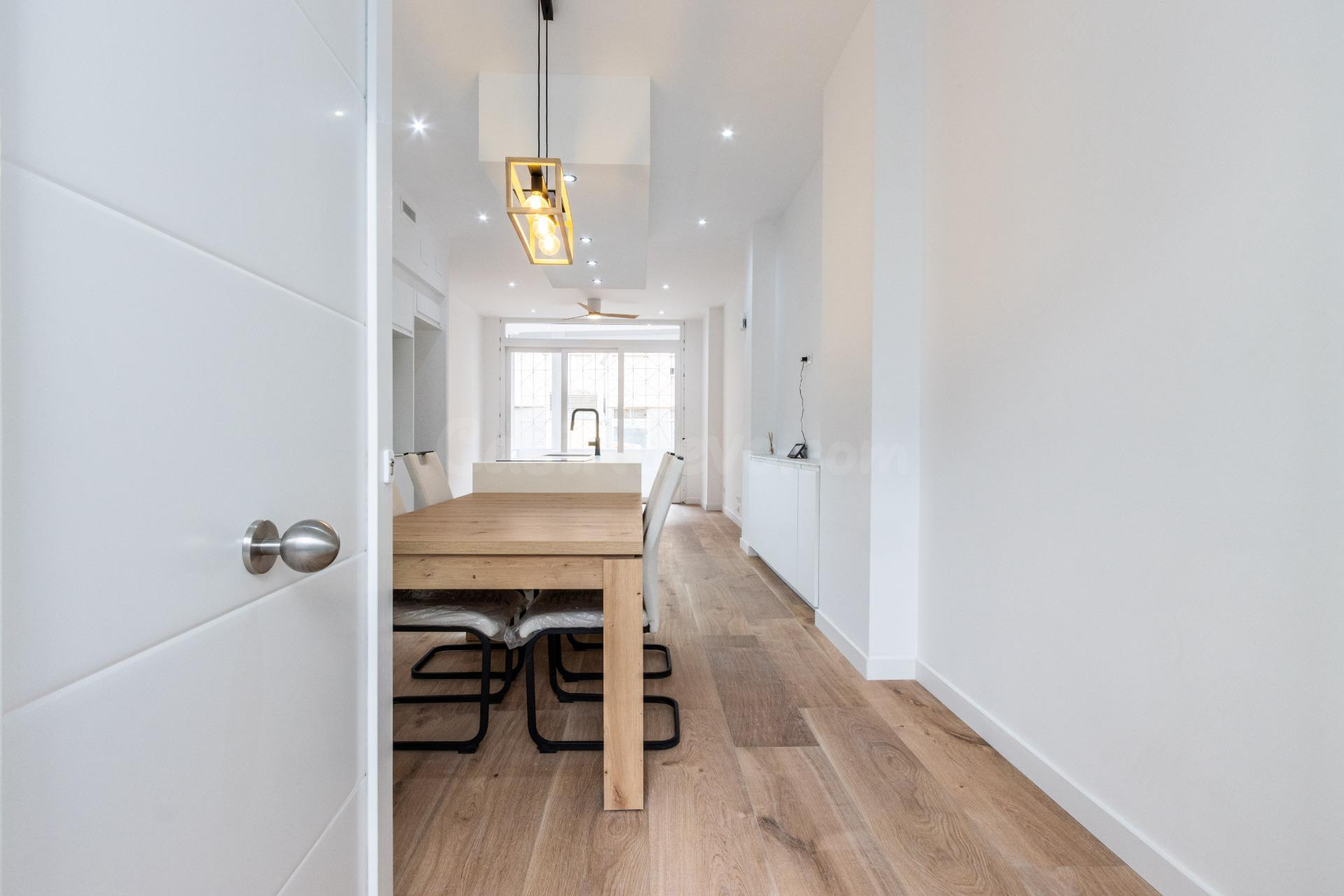 Eix Macià: planta baja a estrenar con entrada privada y tech - foto 4