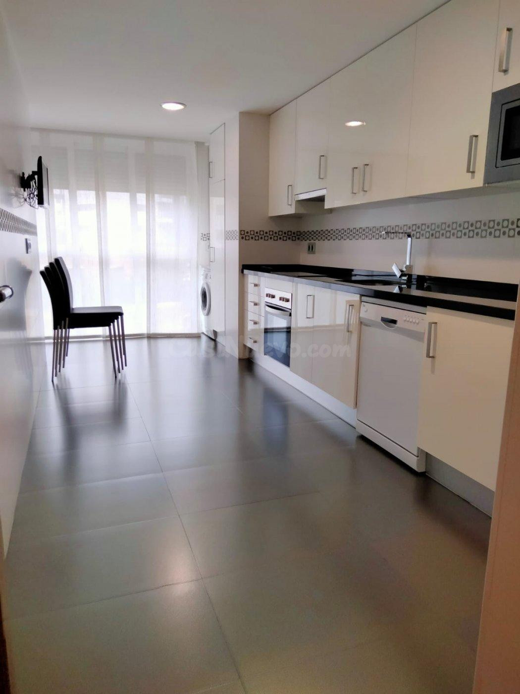 PISO EN URBANIZACION PRIVADA CON PISCINA