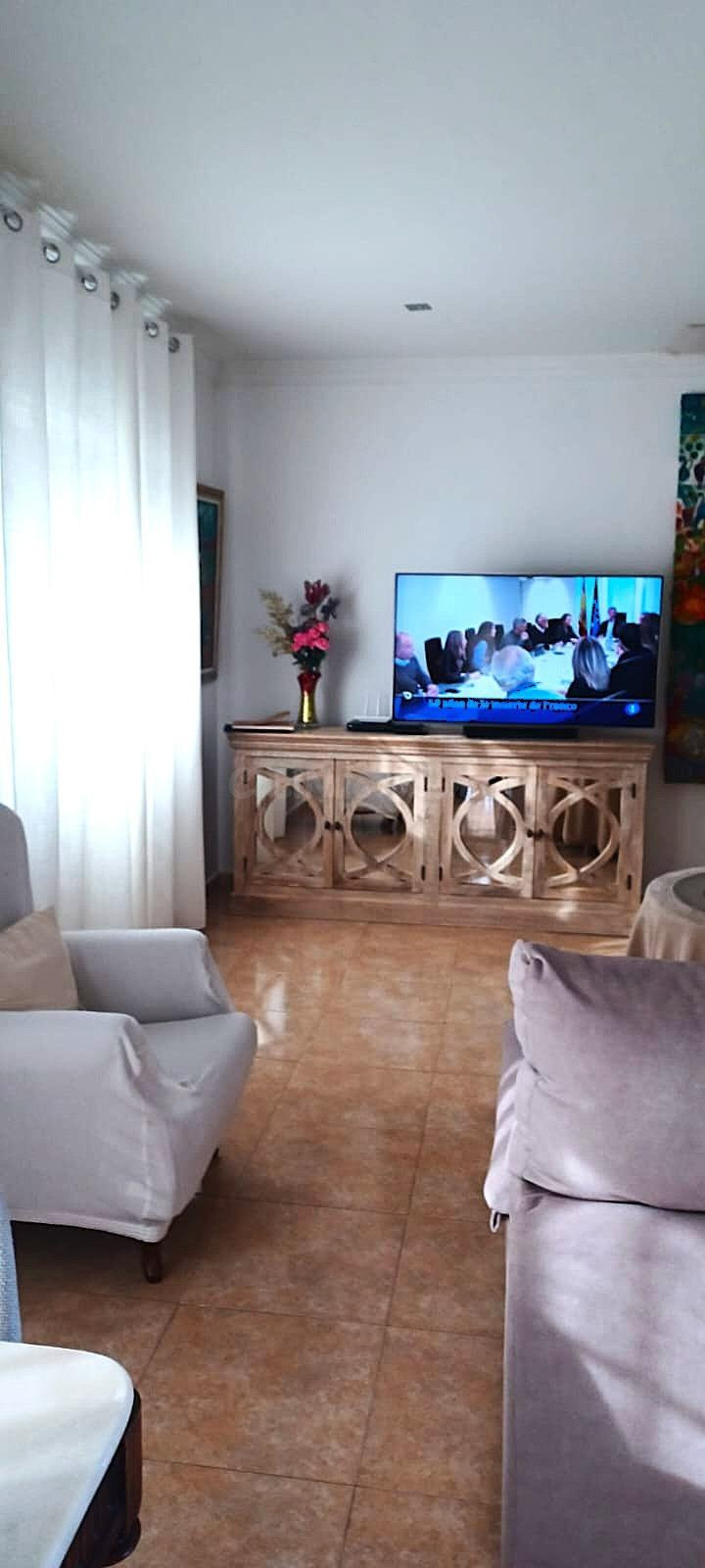 ESTUPENDO CHALET EN LA ZONA DE CAZALLA. PARA ENTRAR A VIVIR. - foto 4