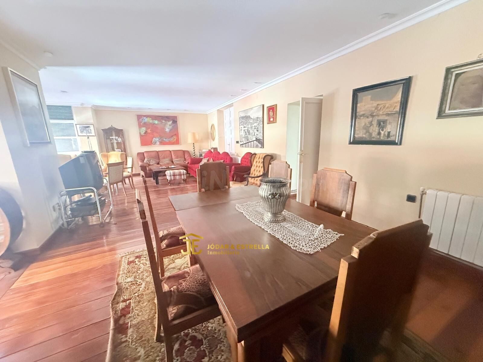 MARAVILLOSA CASA EN PLAZA CALDERON. - foto 5