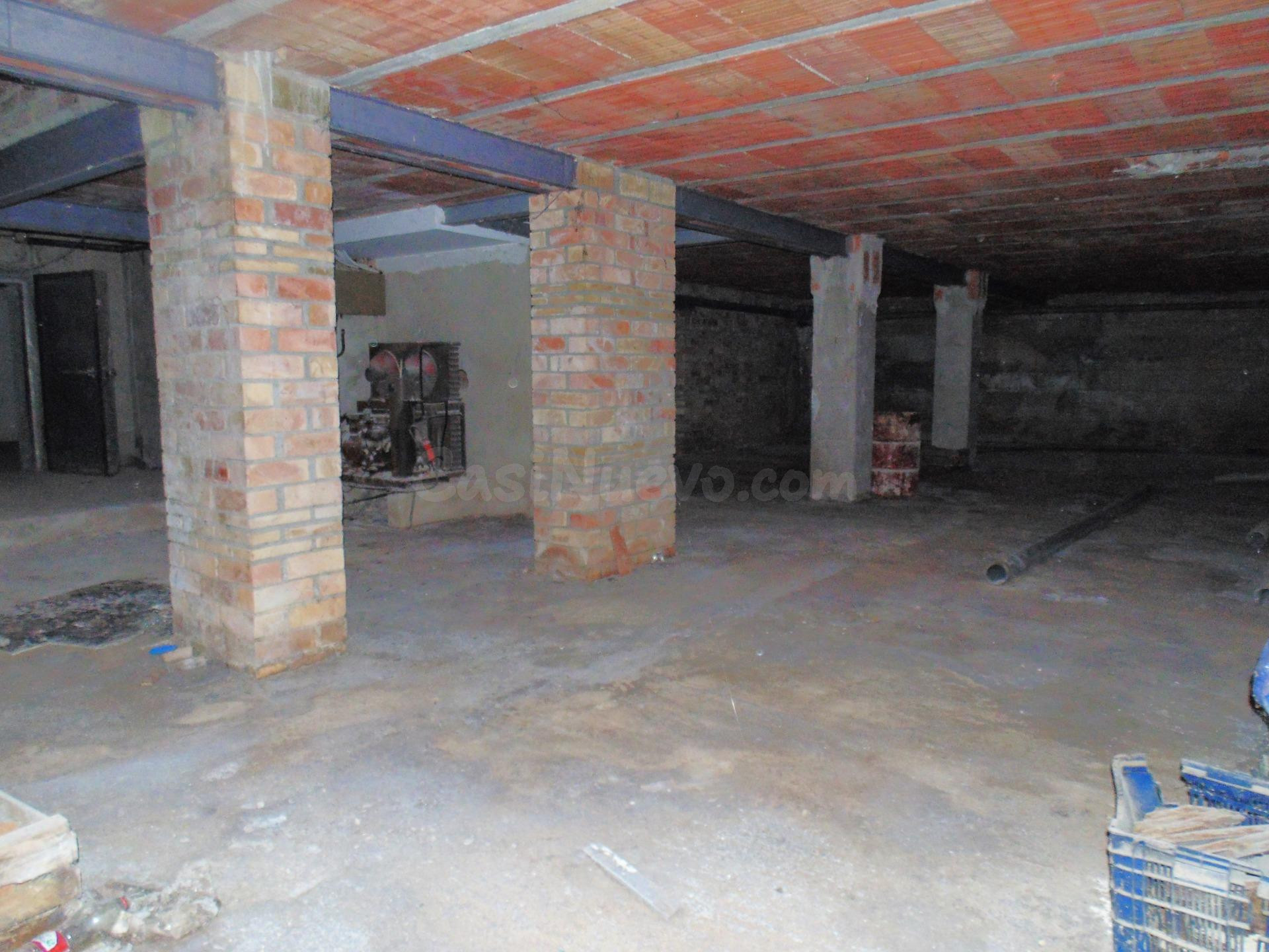 GRAN LOCAL EN VENTA 230 m2 - foto 4