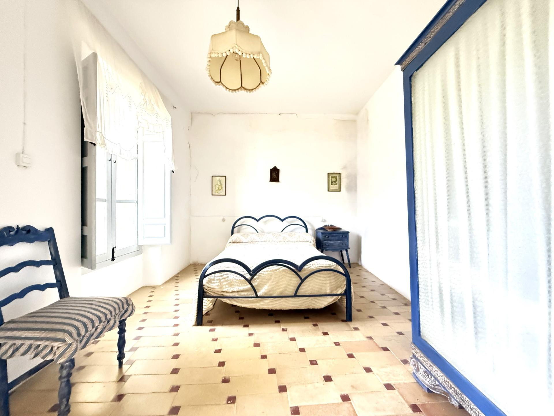 Casa con patio central y gran zona el corazón de Bujalance - foto 3