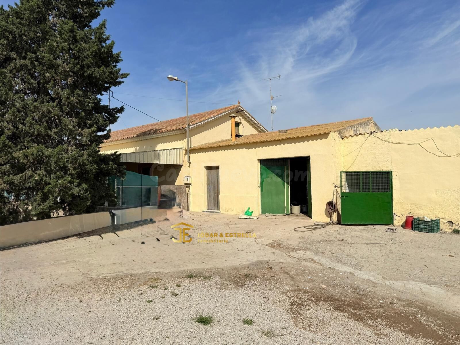 CASA DE CAMPO EN CRTA PULPI
