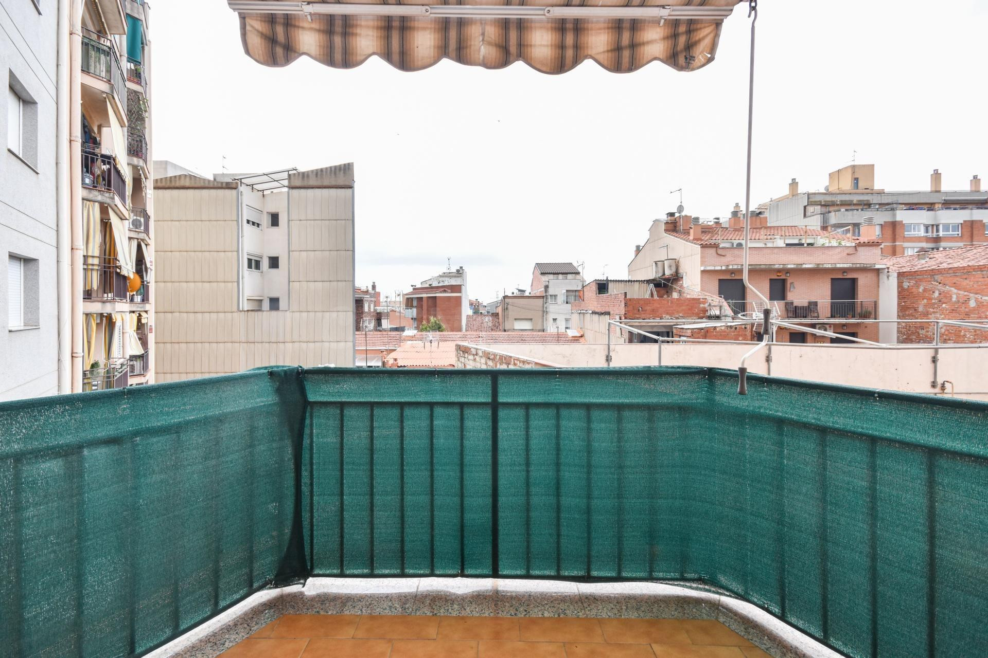 PISO DE 3 habitaciones Y BALCÓN CON ORIENTACIÓN SUR - foto 2