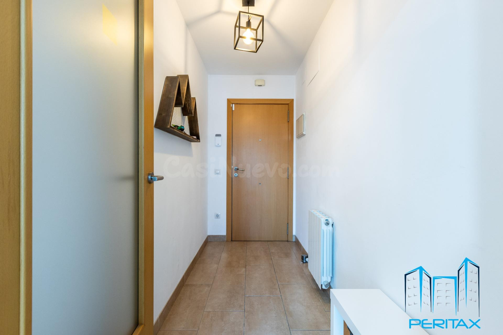 Ático dúplex de 120 m2 con terraza íntima y vistas despejada - foto 3