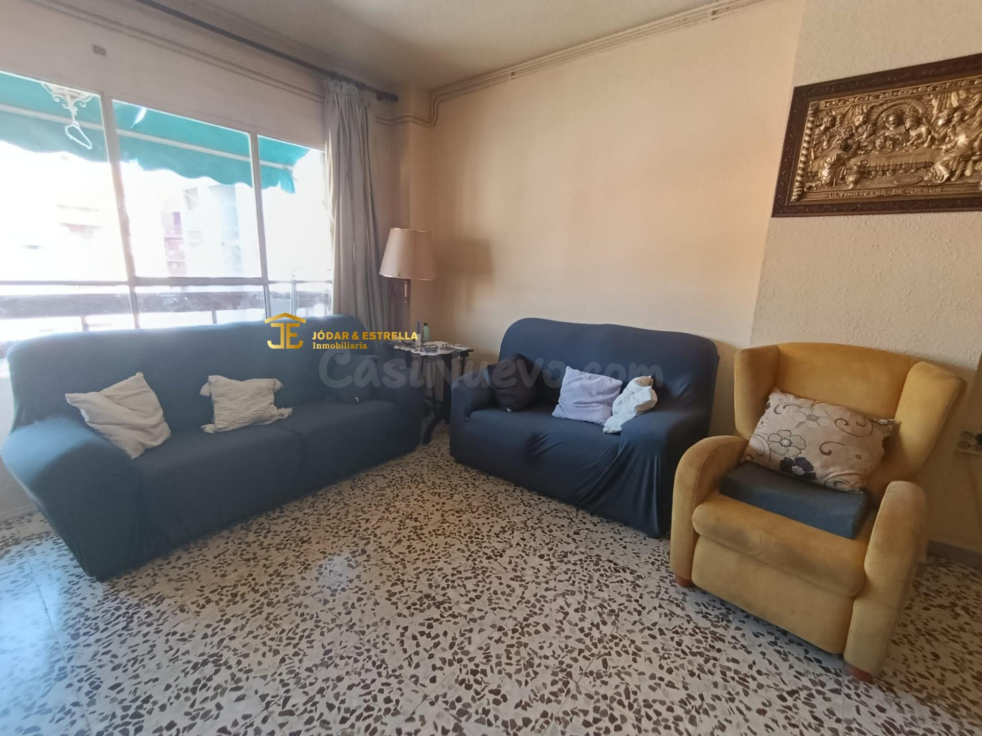 AMPLIO PISO DE CUATRO DORMITORIOS EN JERONIMO SANTA FE. - foto 4