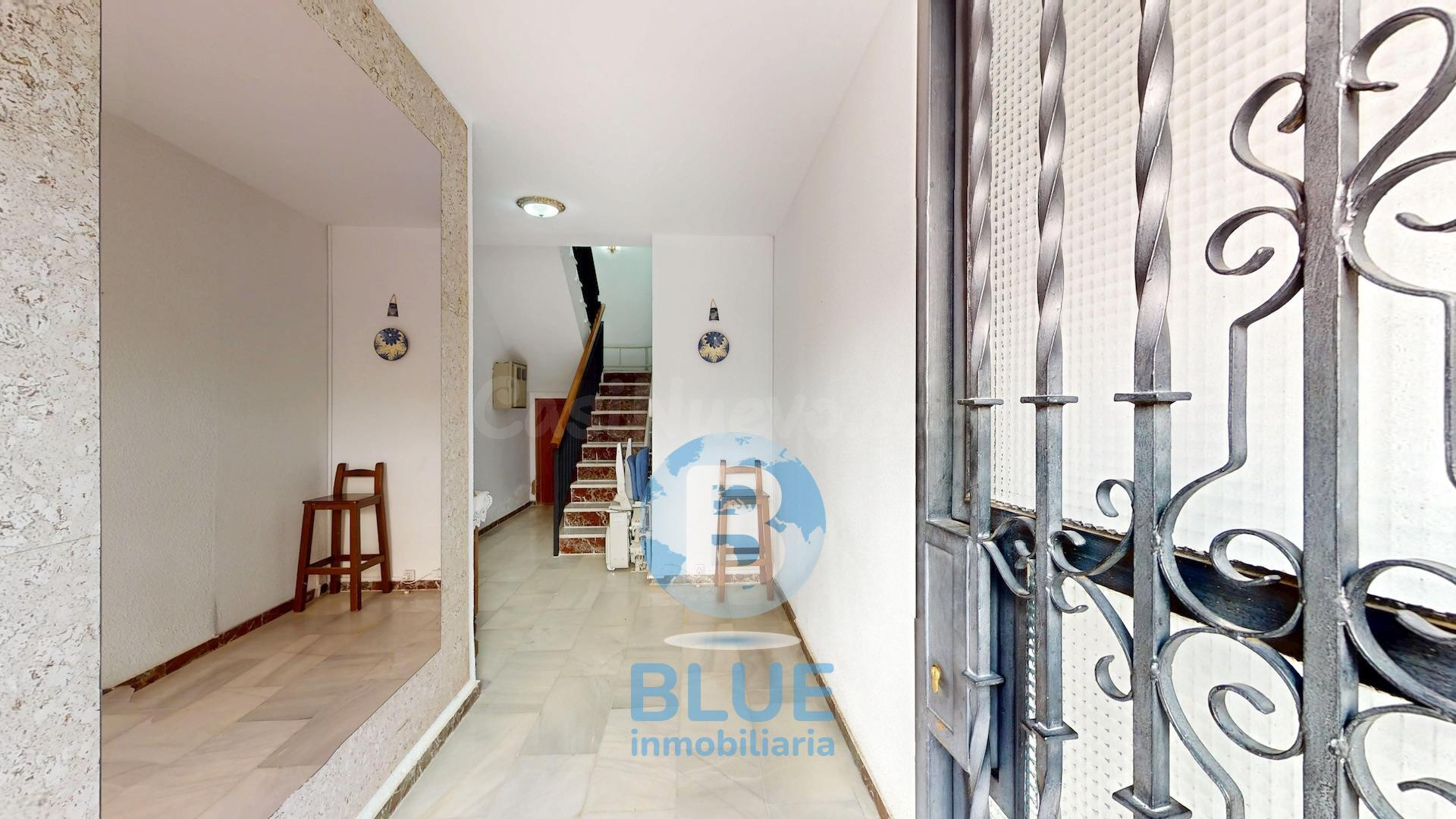 MAGNIFICO EDIFICIO RESIDENCIAL CON MULTIPLES POSIBILIDADES EN SAN RAFAEL DE LA ALBAIDA