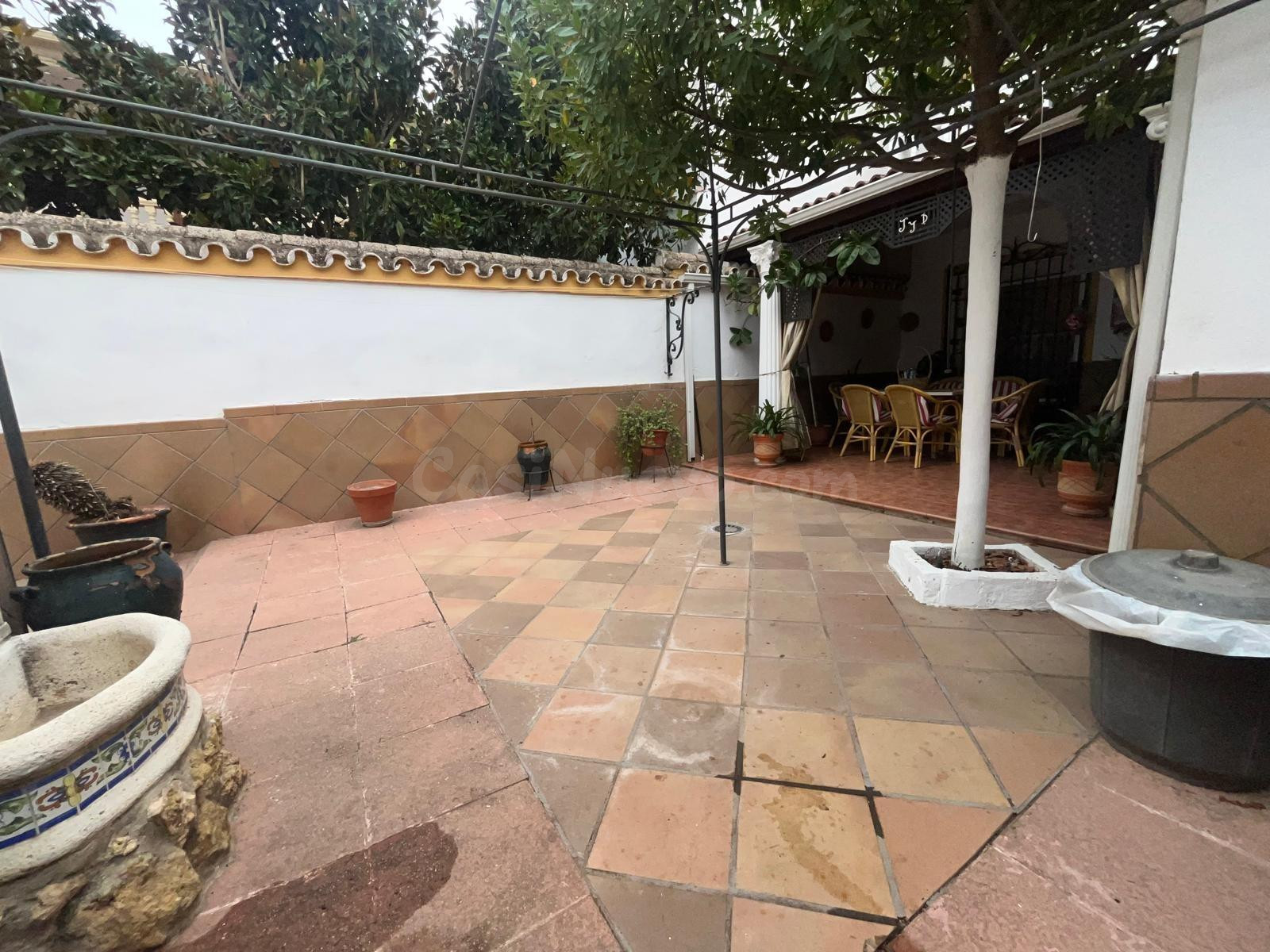 CASA EN ENCINAREJO, EN LA QUE TENEMOS DOS construcciones IND - foto 4