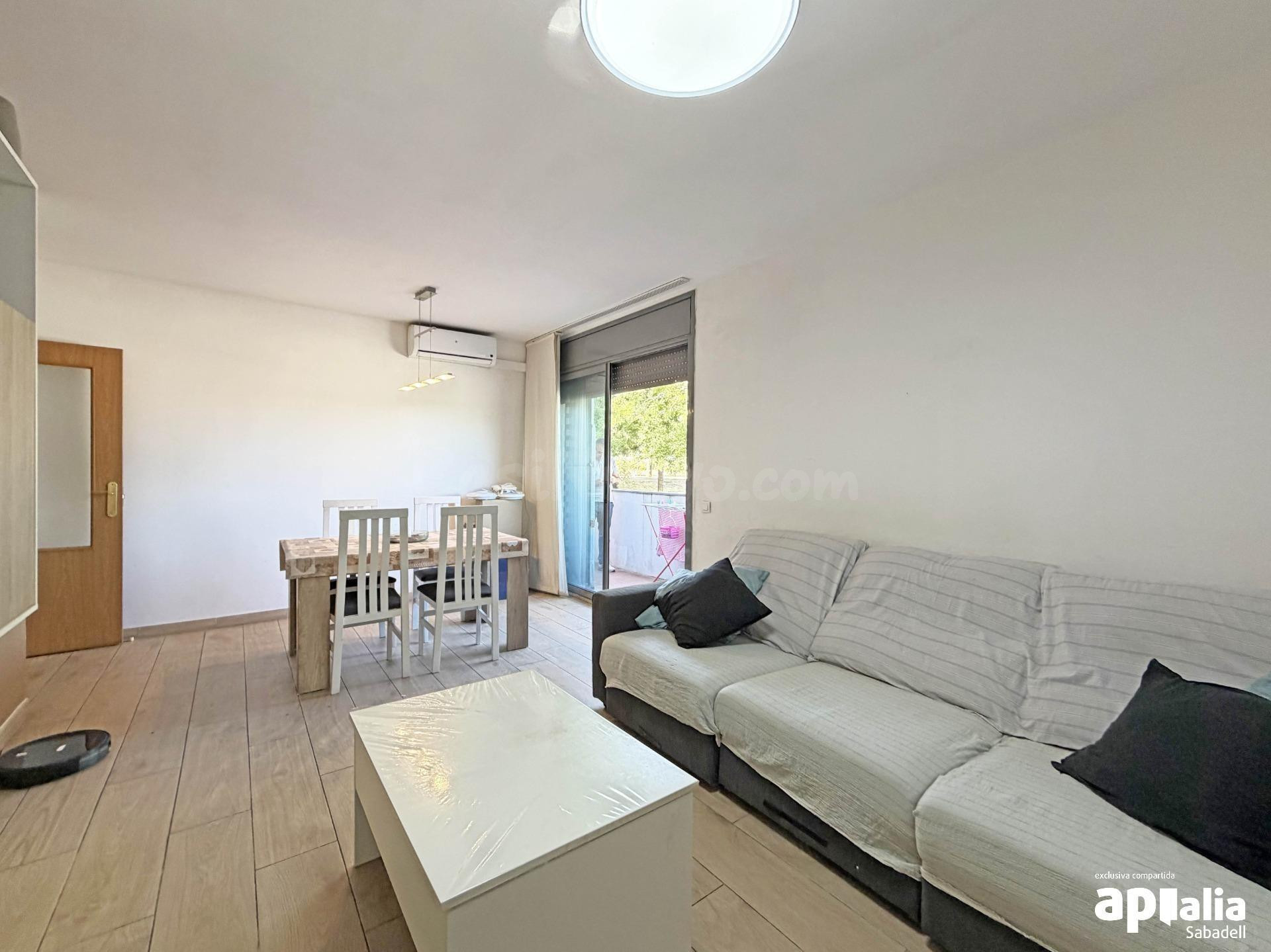 FANTÁSTICO PISO EN VENTA CON PARKING EN PARC EUROPA. BARBERÀ - foto 4