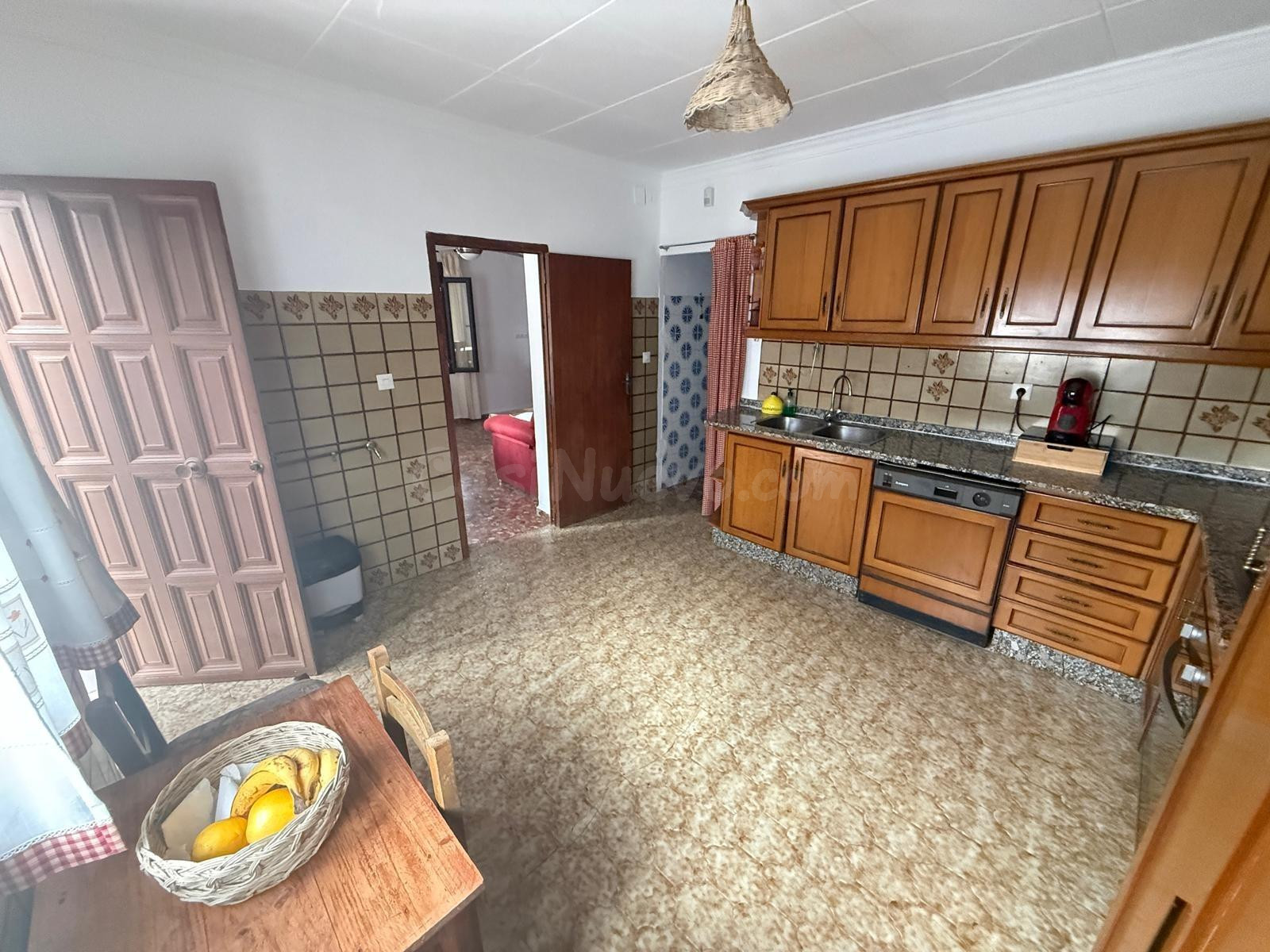 Exclusiva finca con caserío, jardín y piscina en entorno nat - foto 3