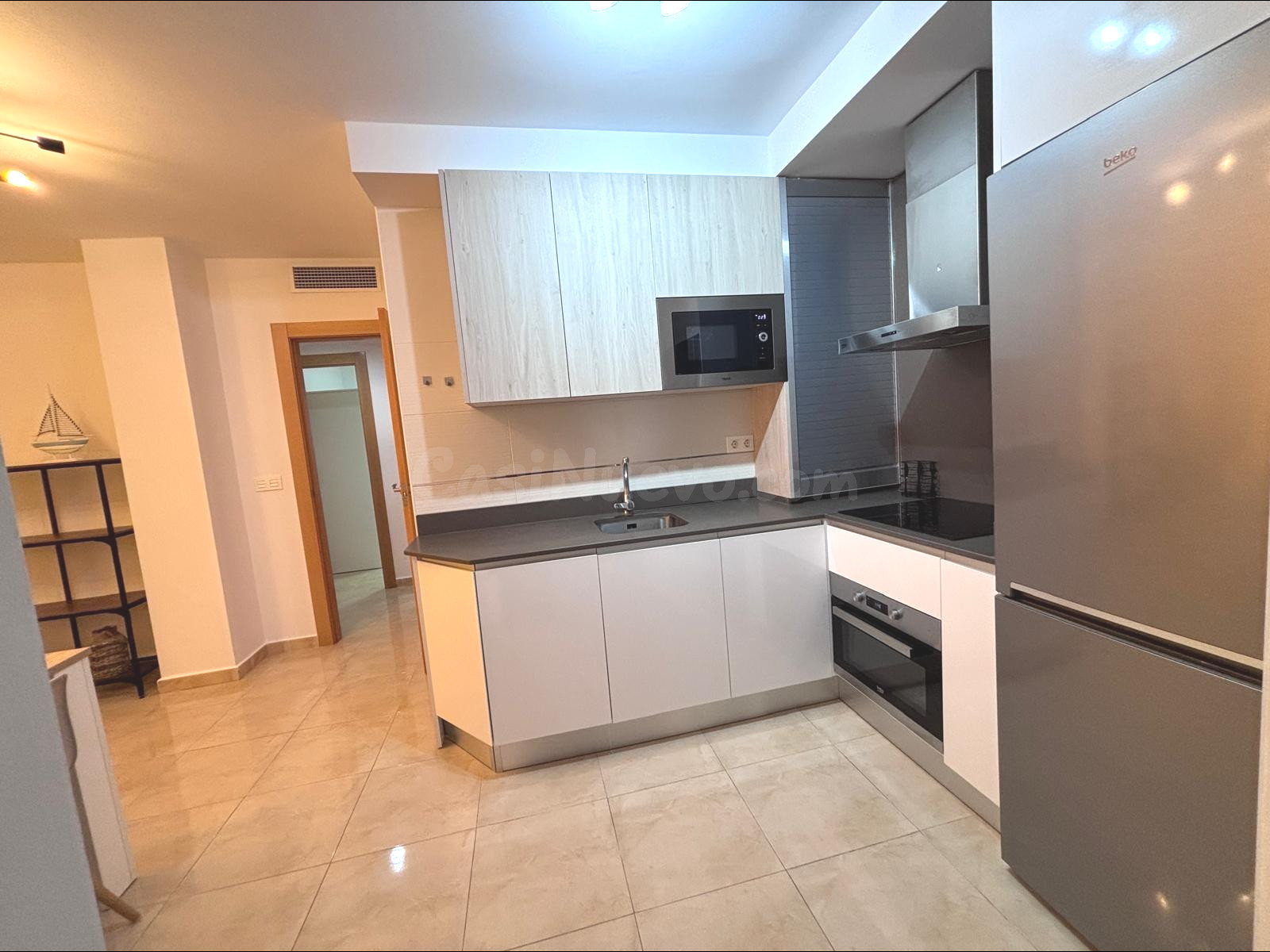 APARTAMENTO SEMINUEVO EN SAN JOSE CON PLAZA DE GARAJE - foto 5