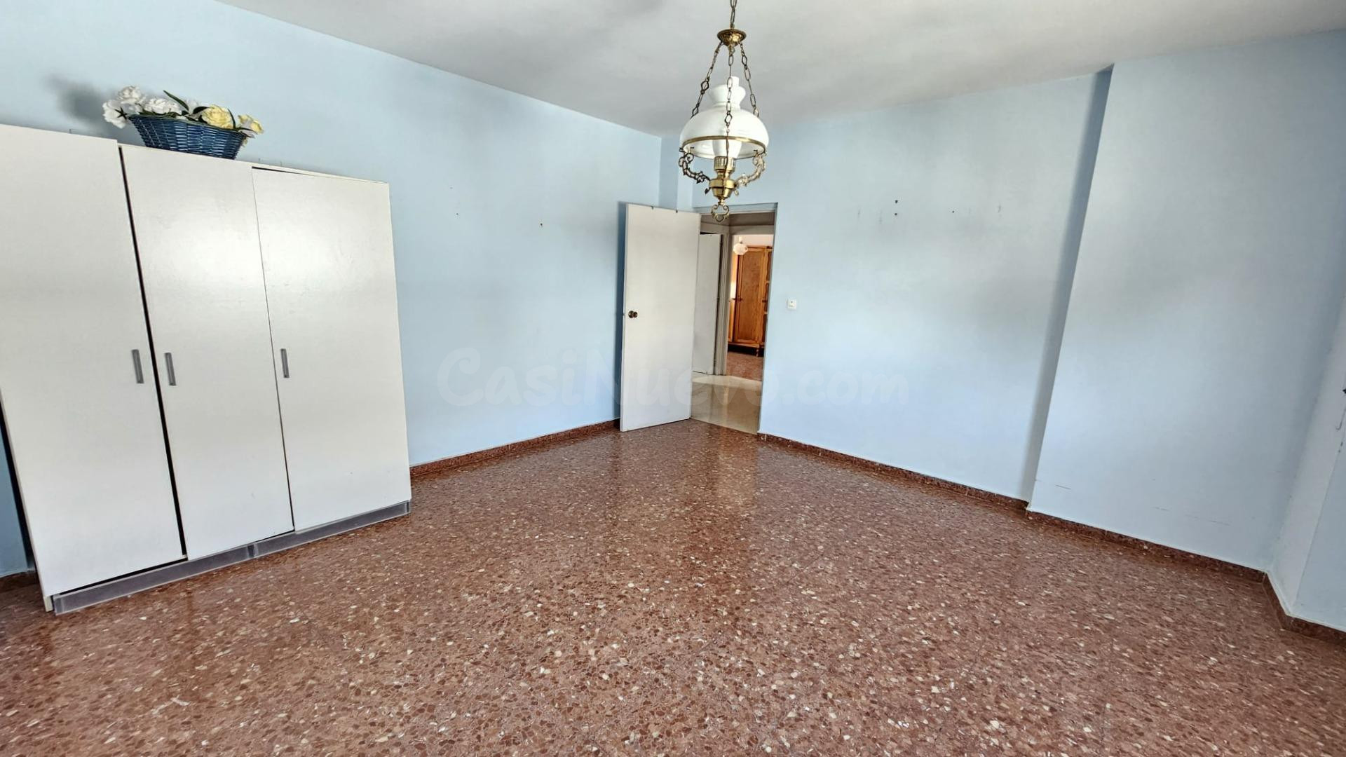 ¡TU NUEVO HOGAR: AMPLITUD, COMODIDAD Y POTENCIAL EN UNA SOLA - foto 3