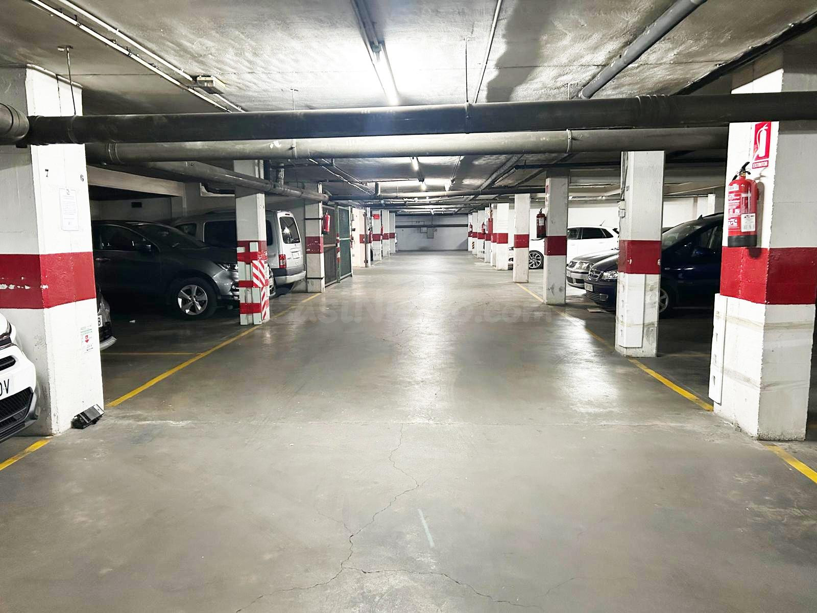 ¡LA PLAZA DE GARAJE QUE BUSCABAS EN PLENA AVENIDA DE CADIZ ! - foto 2