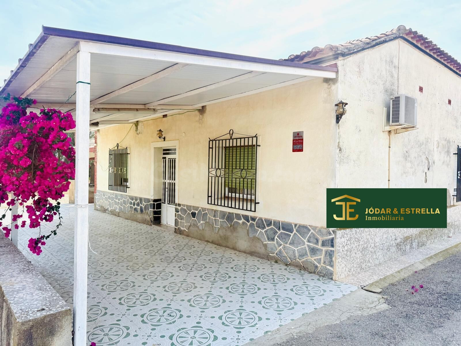 CASA DE CAMPO EN AGUADERAS