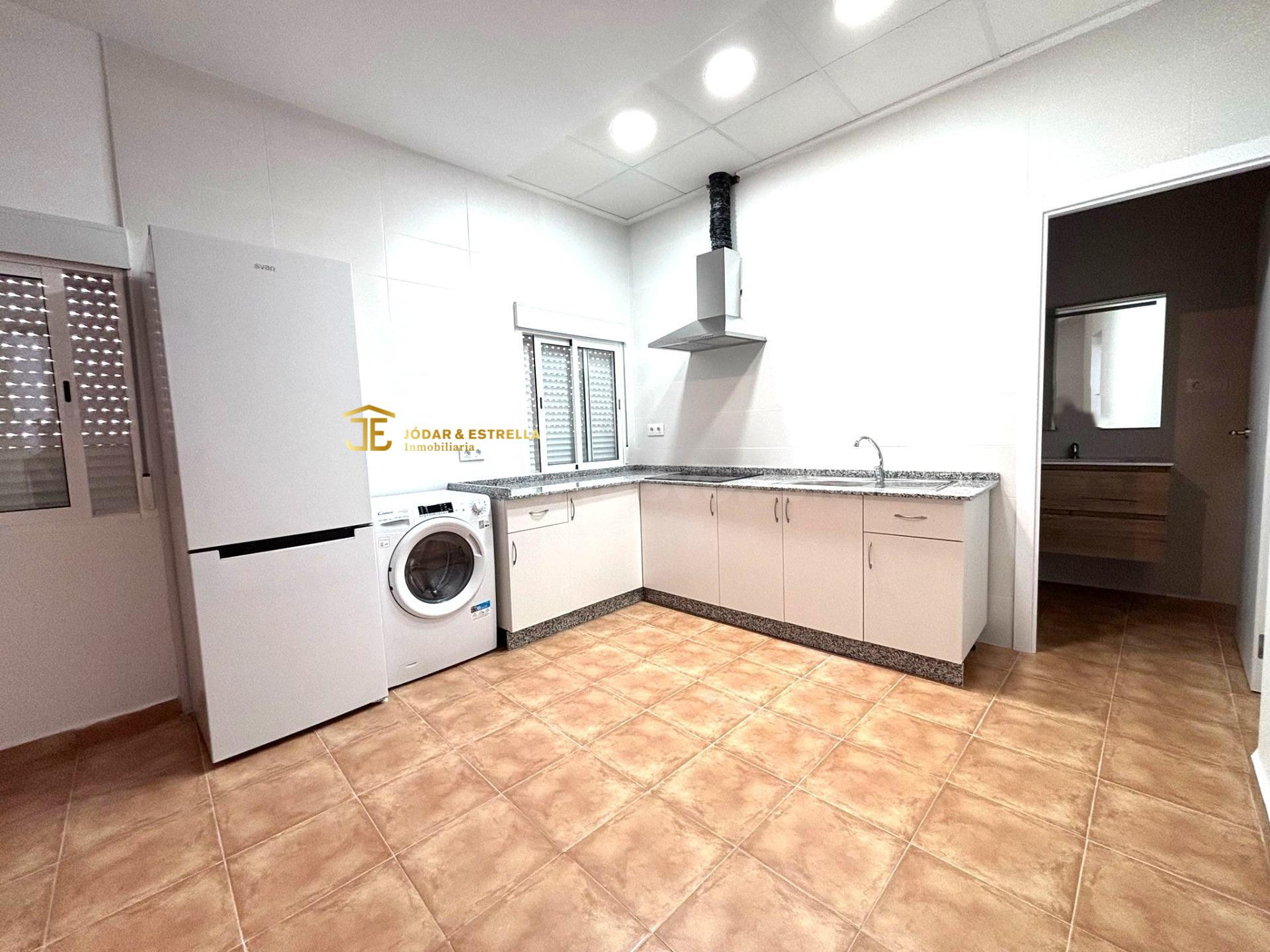 Apartamento totalmente rehabilitado en el centro - foto 4