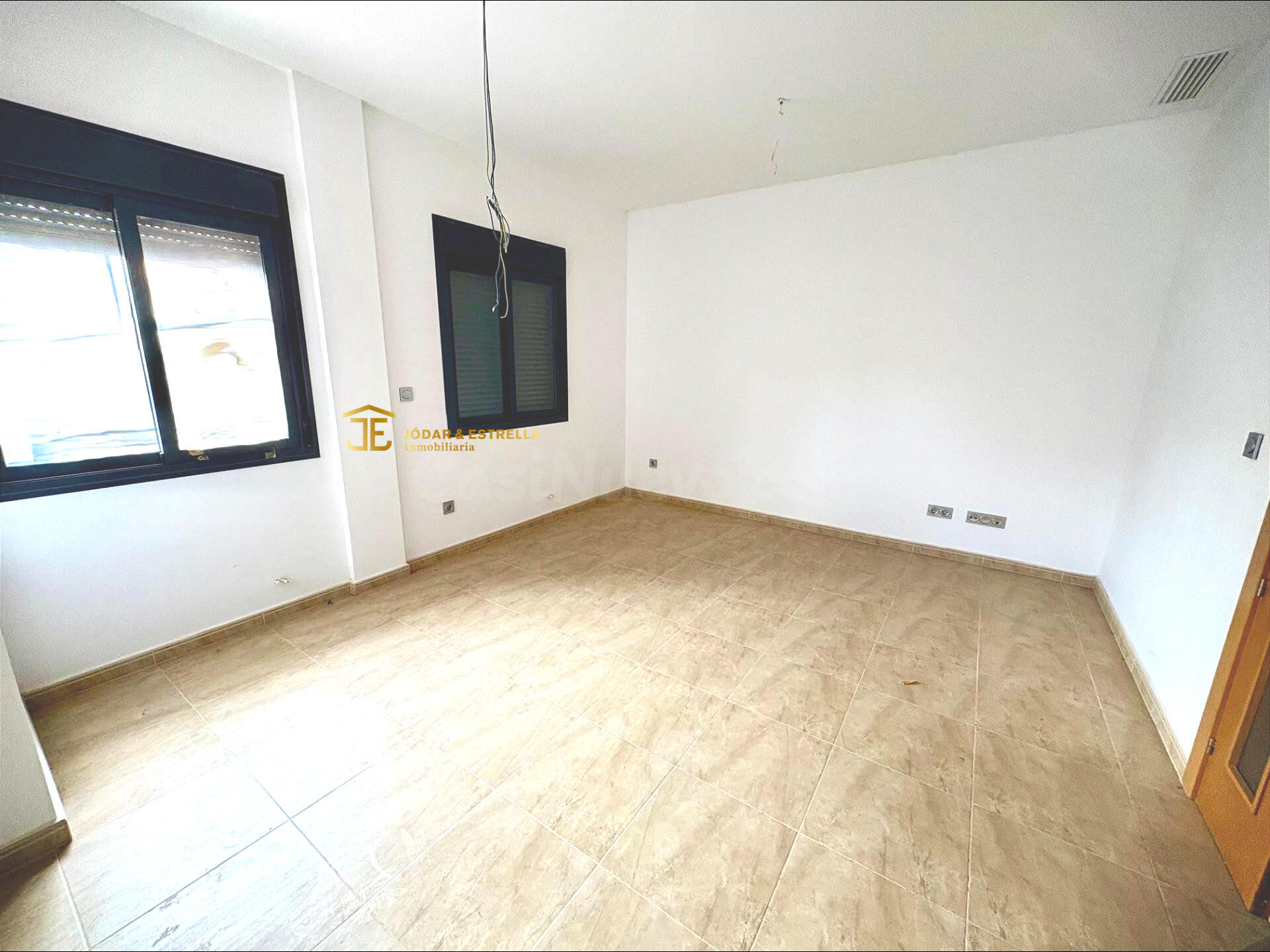 APARTAMENTO NUEVO CON GARAJE Y TRASTERO EN PUERTO LUMBRERAS - foto 2