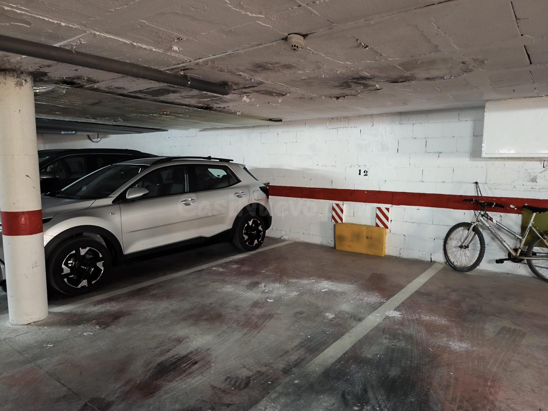 EN VENTA PLAZA DE GARAJE, A METROS DE LA PLAYA EN ARENALES D - foto 3