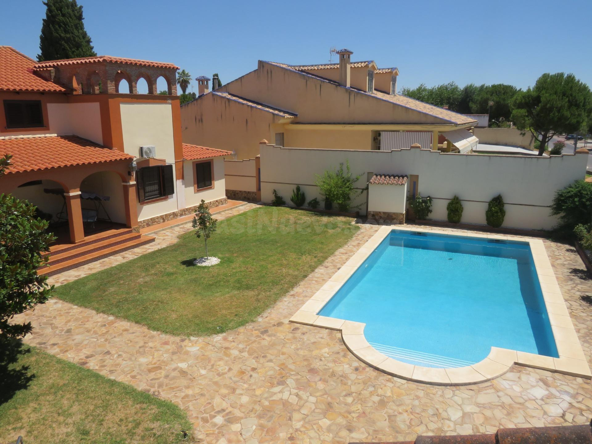 ✨ EXCLUSIVA VIVIENDA DE ALTO nivel CON PISCINA Y MÁS DE 1.20 - foto 2