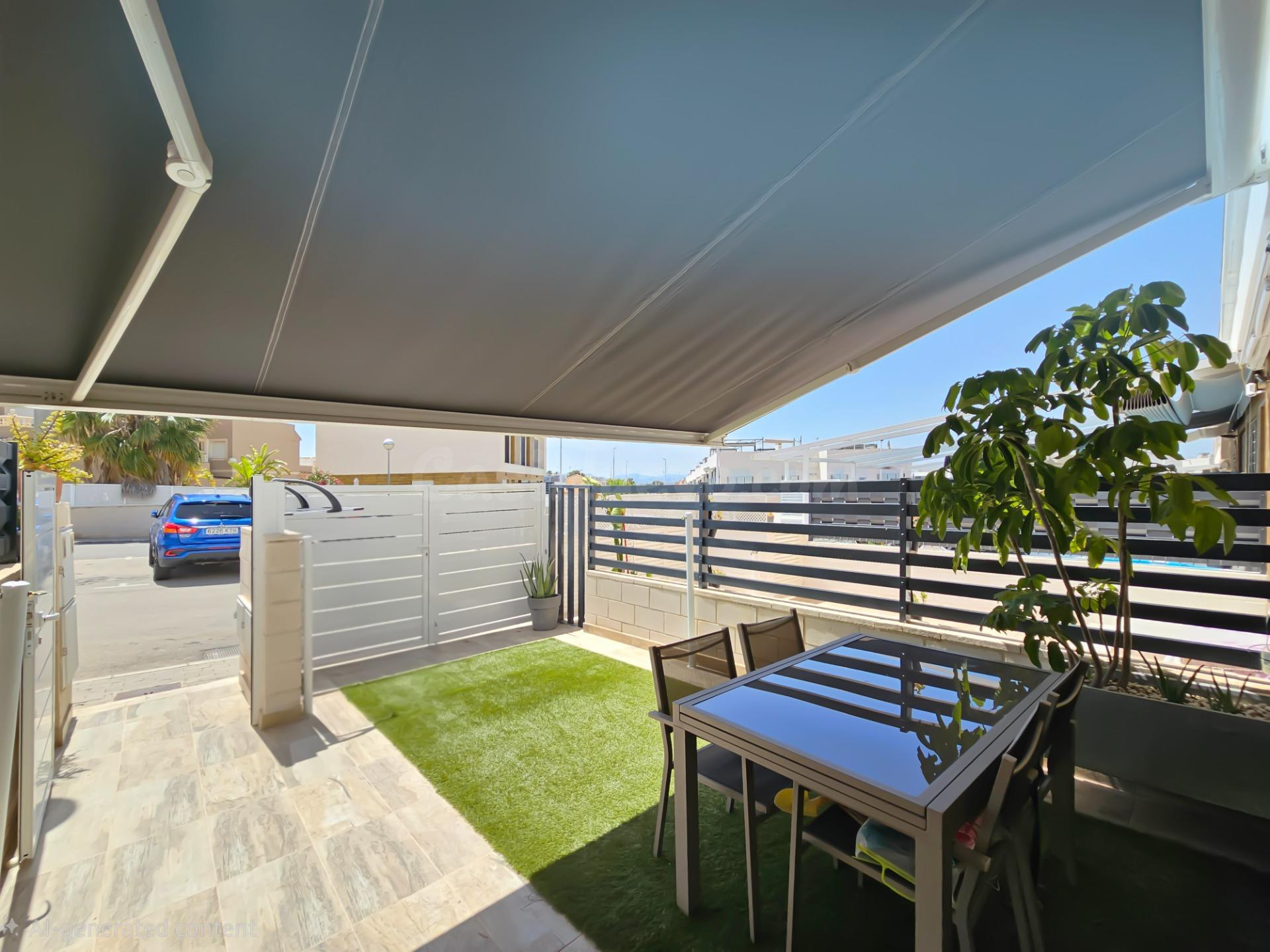 Moderno adosado de 3 dormitorios con jardín privado y acceso - foto 3