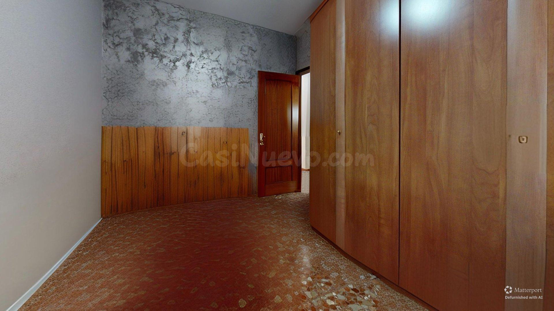 CASA ADOSADA DE 4 DORMITORIOS CON GRAN TERRAZA EN SAN RAFAEL - foto 4