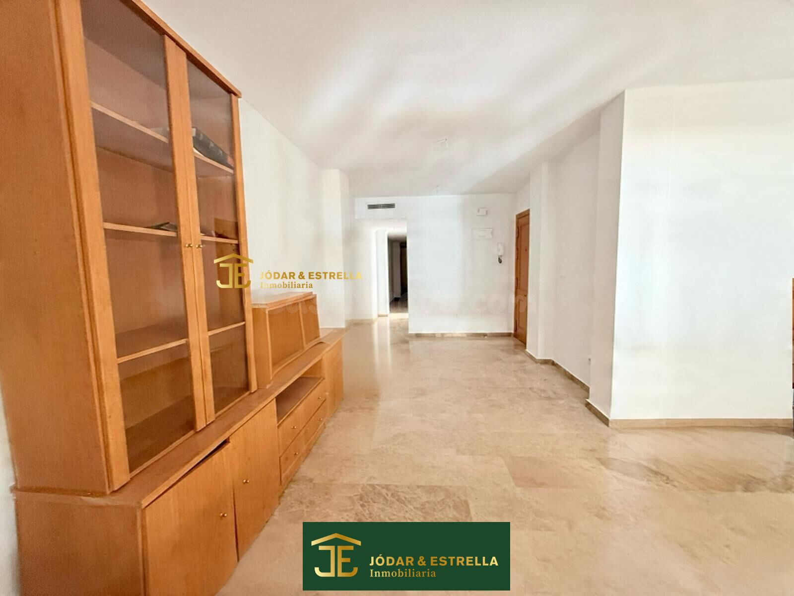 APARTAMENTO DE DOS DORMITORIOS EN PLENO CENTRO - foto 2
