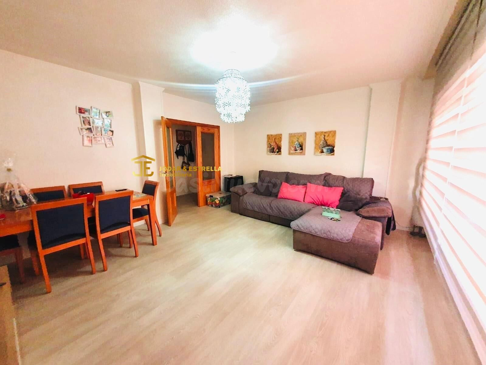 ESTUPENDO PISO DE CUATRO DORMITORIOS EN LA VIÑA
