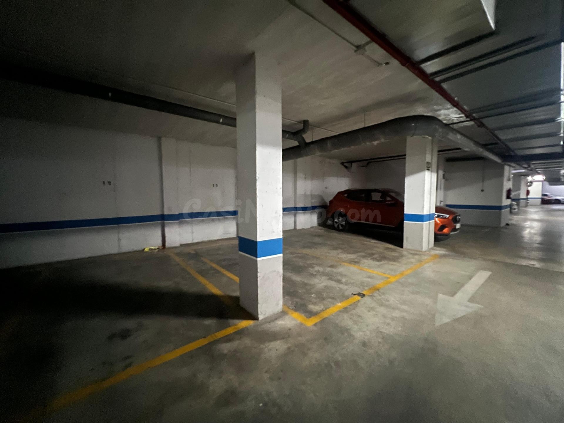 ¡Oportunidad! Amplia plaza de garaje en zona Quirón, Córdoba