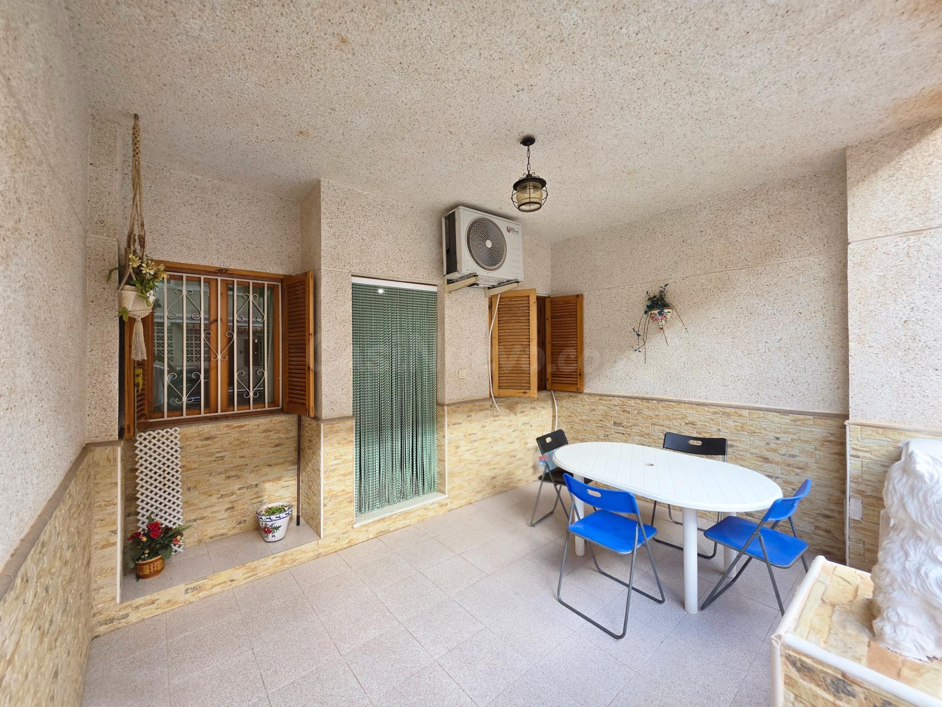 HERMOSA PLANTA BAJA CON PARKING CERCA DEL MAR - foto 4