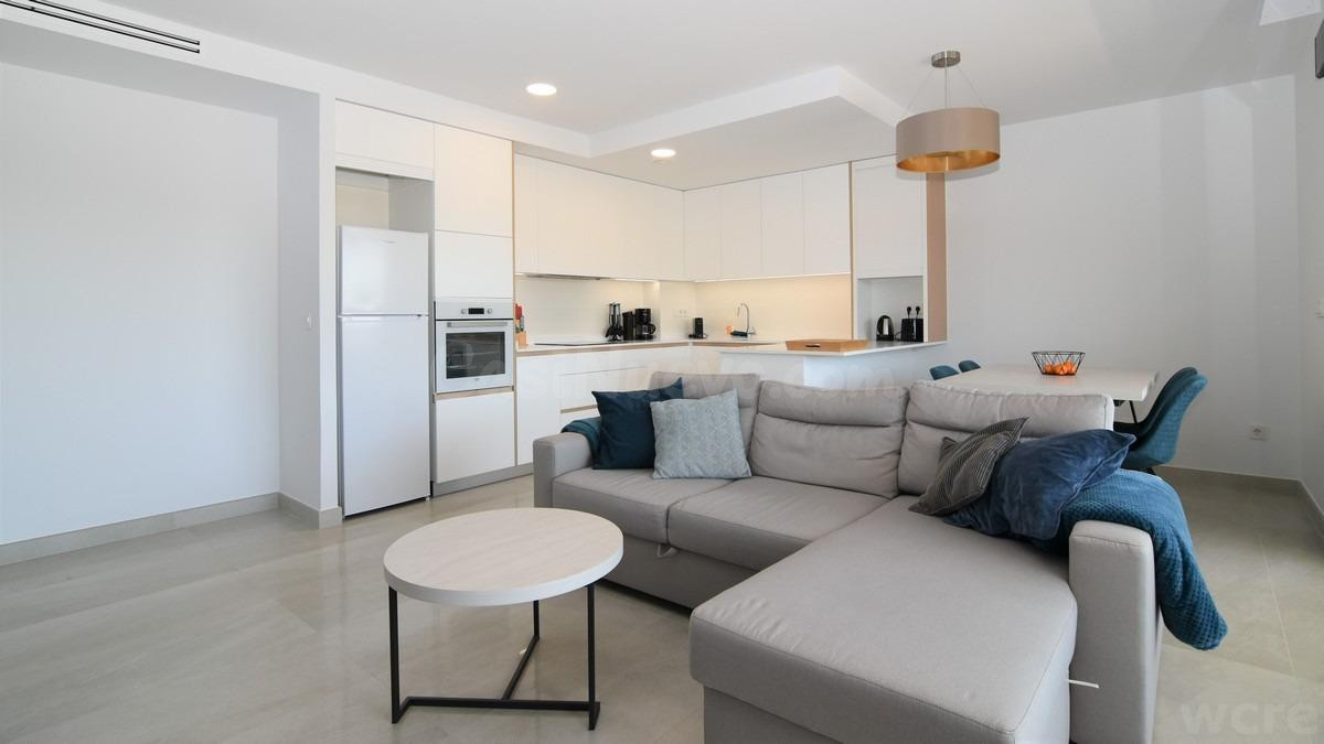 Moderno apartamento de 2 dormitorios con gran terraza, pisci - foto 4