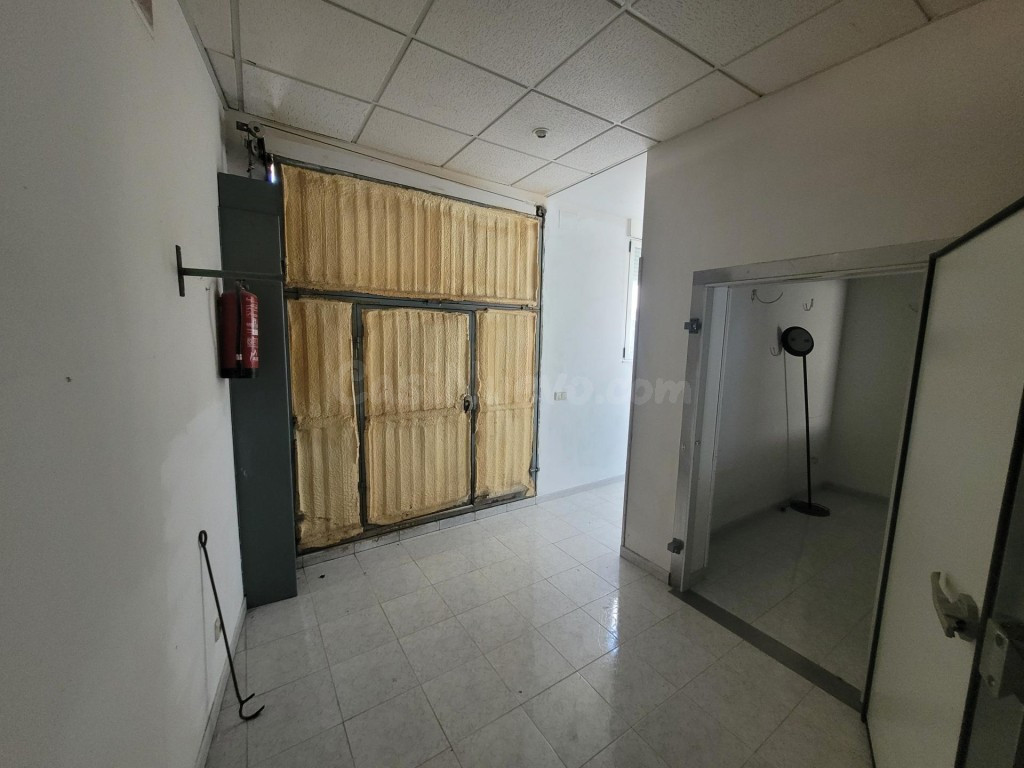 VENTA DE VIVIENDA Y LOCAL CON PARCELA ANEXA EN CARRETERA DE BAHABON - foto 5
