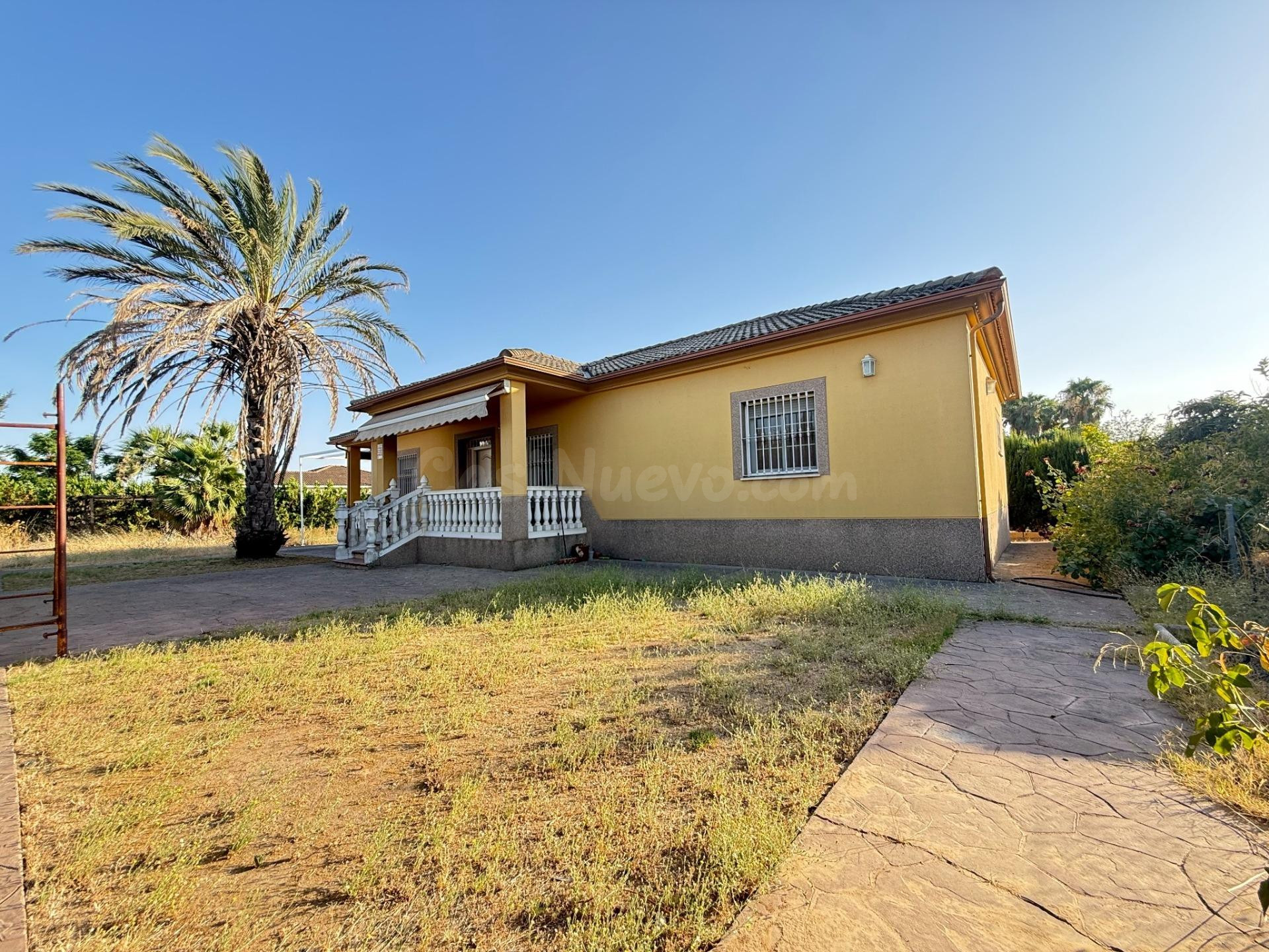 CHALET ESPECTACULAR EN NUEVO HIGUERON!!! - foto 2