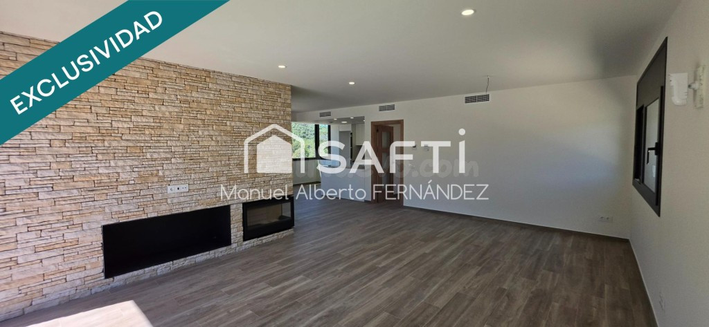 CHALET DE NUEVA CONSTRUCCIÓN CON AMPLIA PARCELA Y VISTAS AL  - foto 4