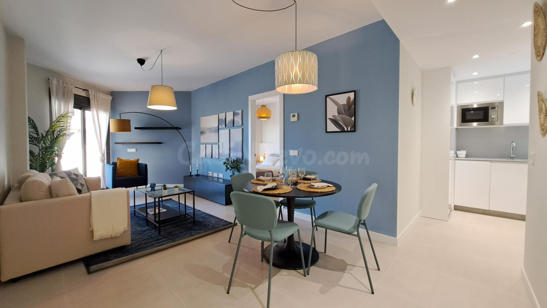 Nuevo residencial frente al mar con piscina y pádel – Aparta