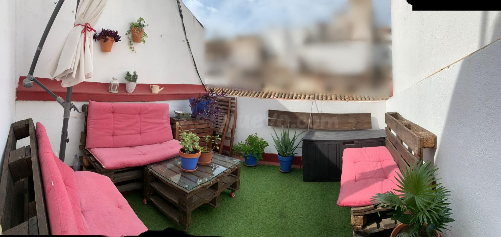 PRECIOSO ÁTICO CON TERRAZA EN PLENO CENTRO!!! - foto 2