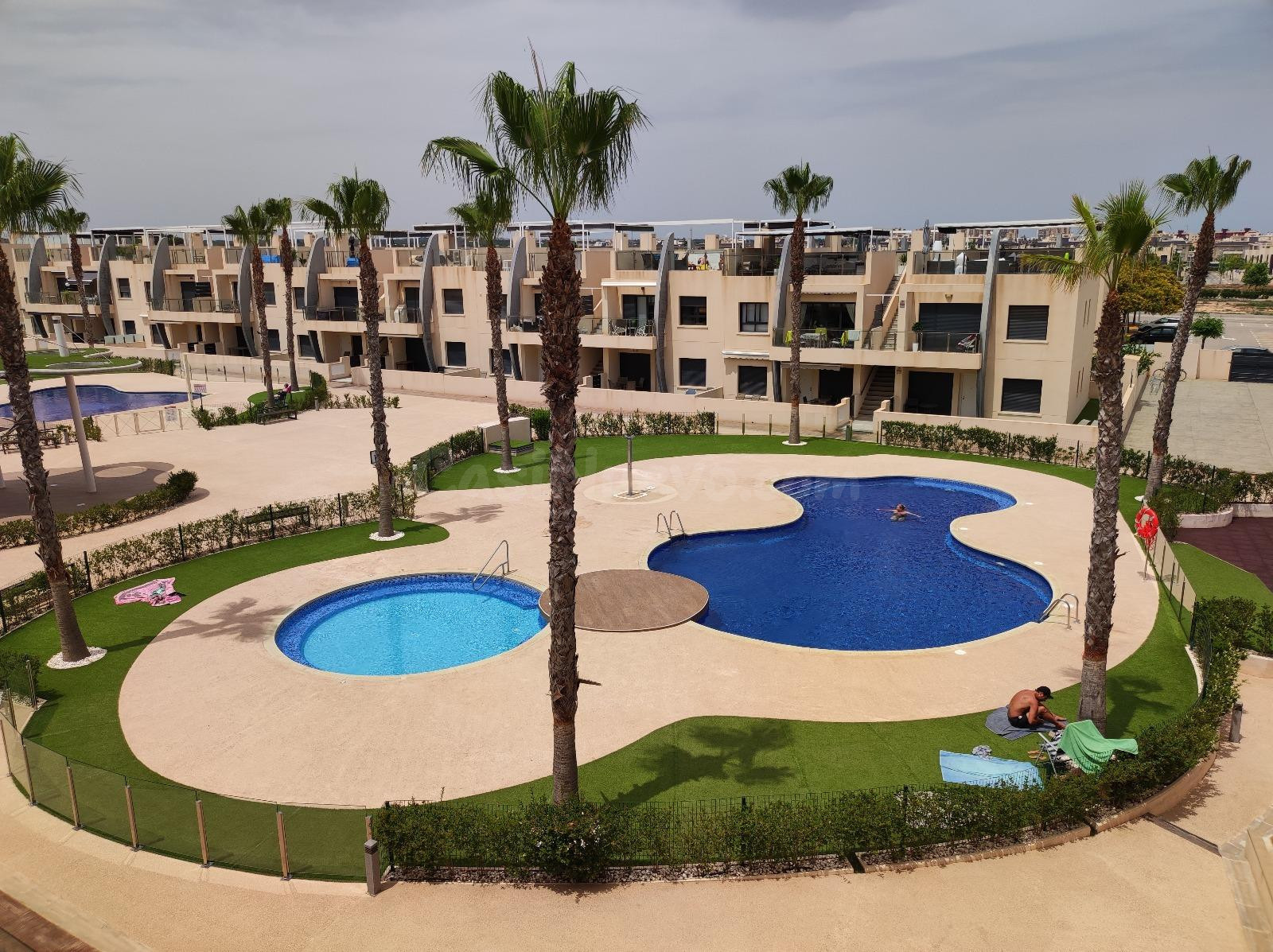 Precioso apartamento con gran solárium privado en PLAYA ELIS - foto 5