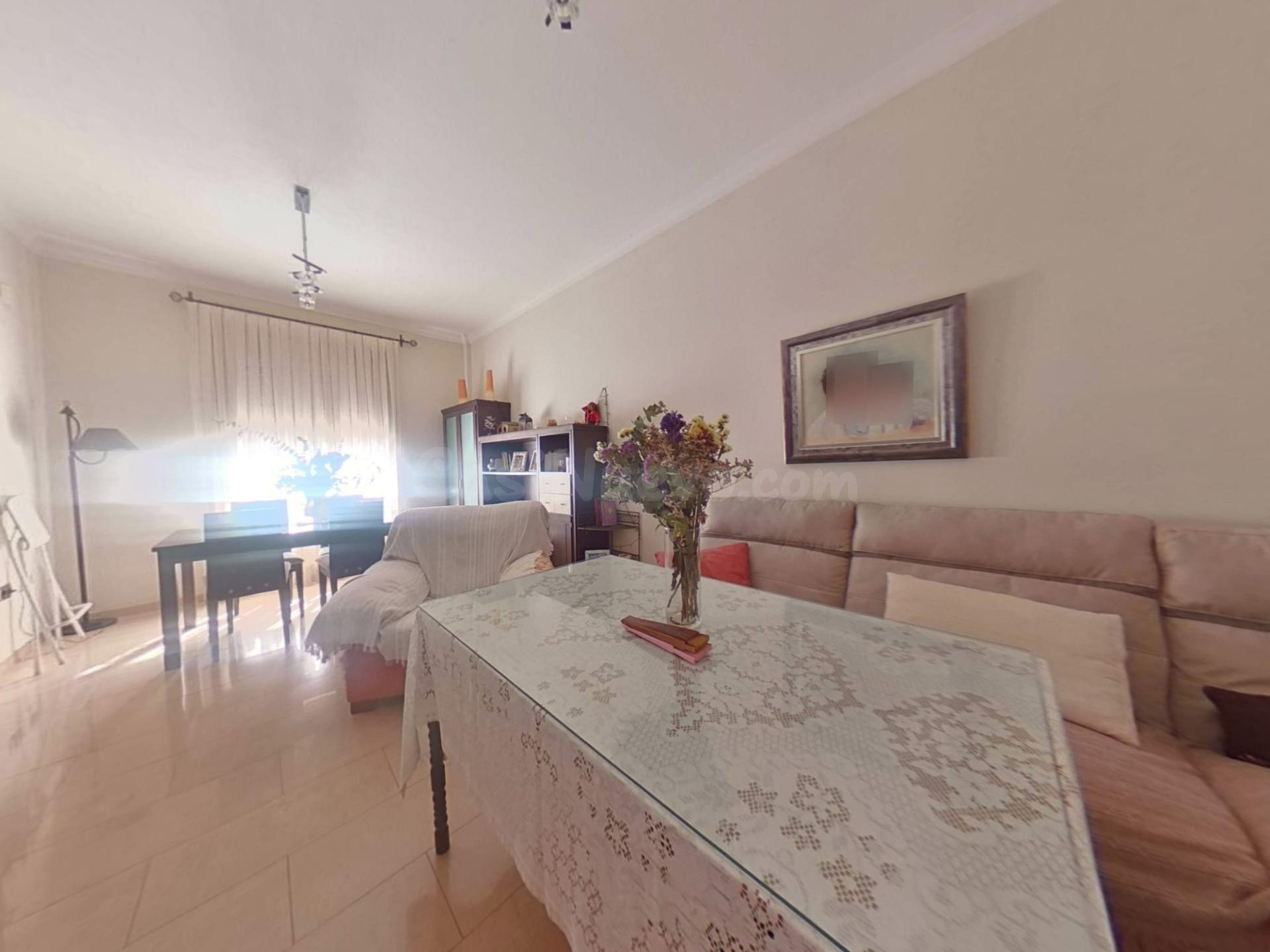 ESTUPENDA CASA EN POSADAS CON UN GRAN PATIO!!!
