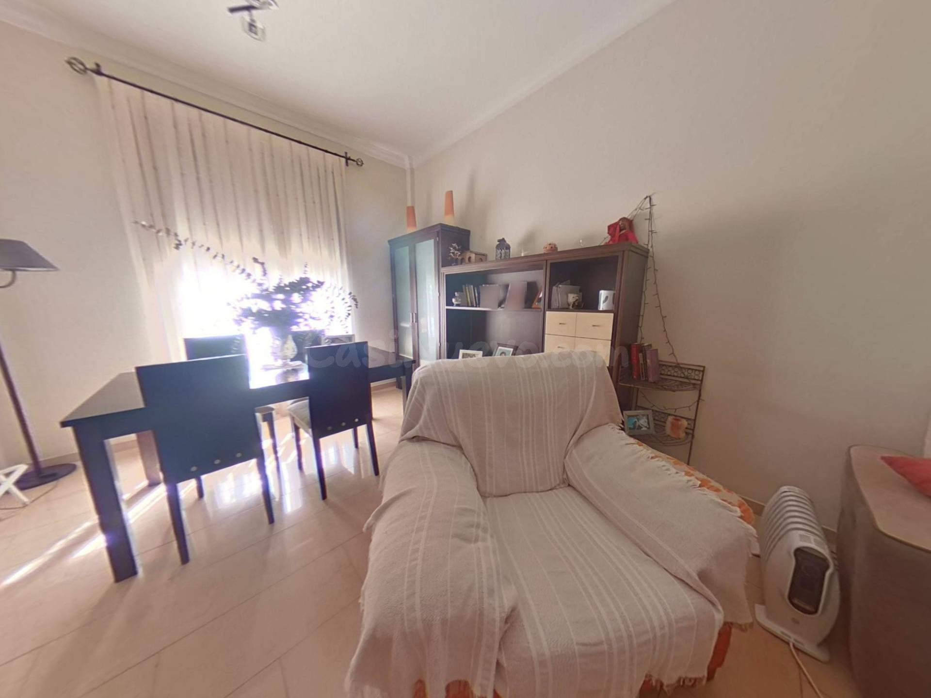 ESTUPENDA CASA EN POSADAS CON UN GRAN PATIO!!! - foto 4