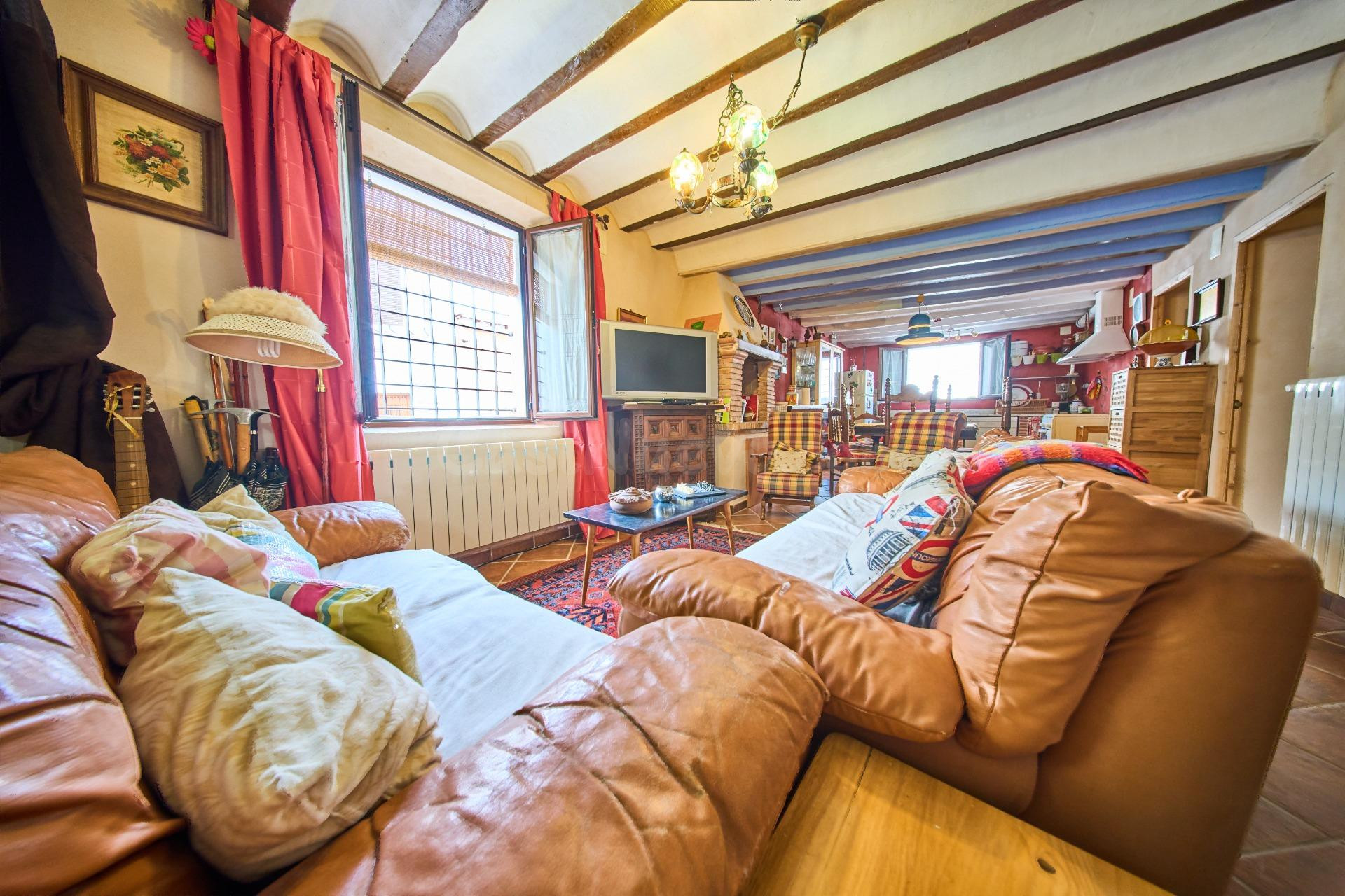 Casa con encanto en un lugar privilegiado. - foto 3
