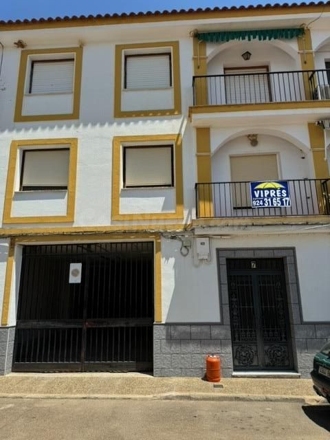 CASABANCO VENDE  PISO DE TRES DORMITORIOS EN MONTERRUBIO DE 