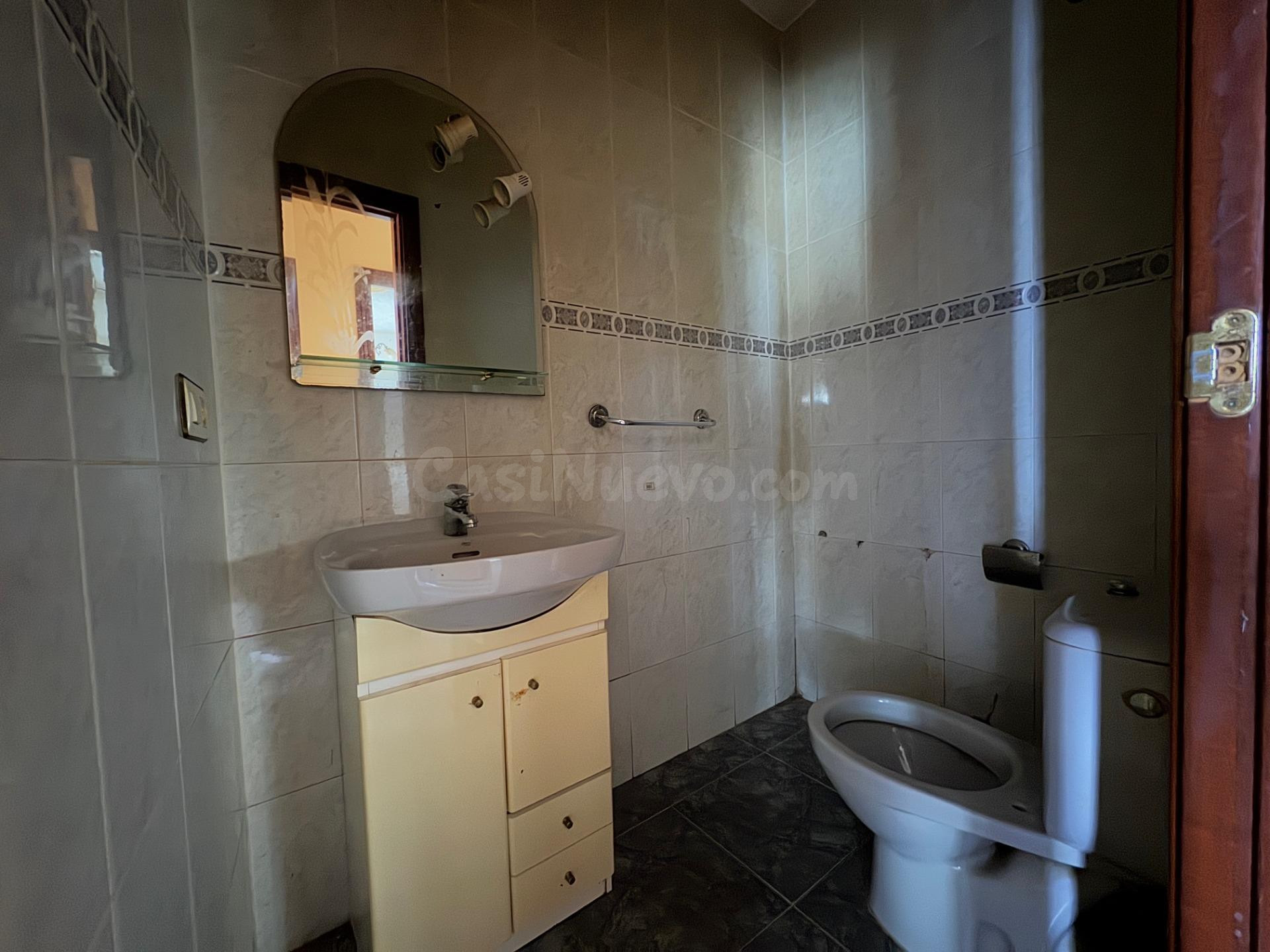CASABANCO VENDE CASA DE TRES DORMITORIOS EN MADROÑERA - foto 3