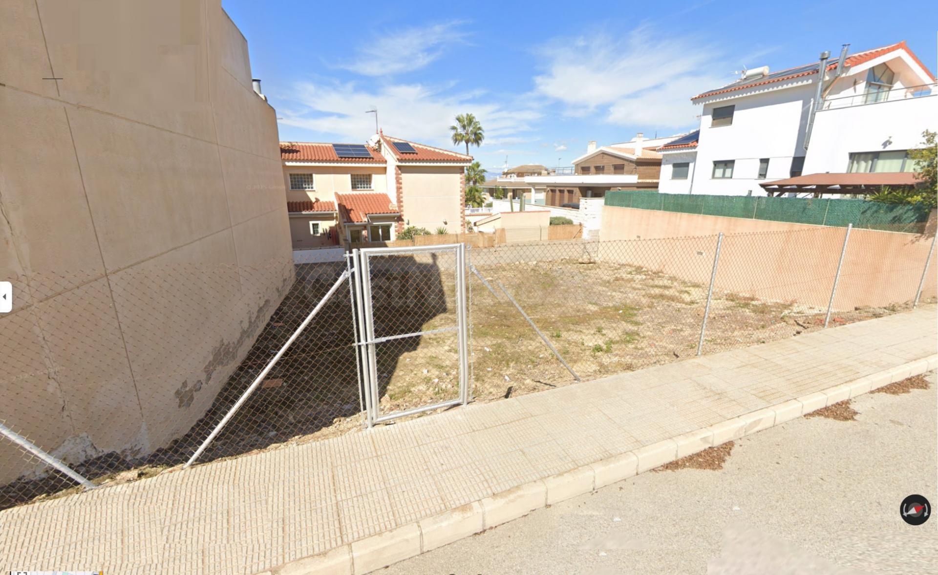 Parcela 4 habitaciones 400m² en venta - Pueblo 4