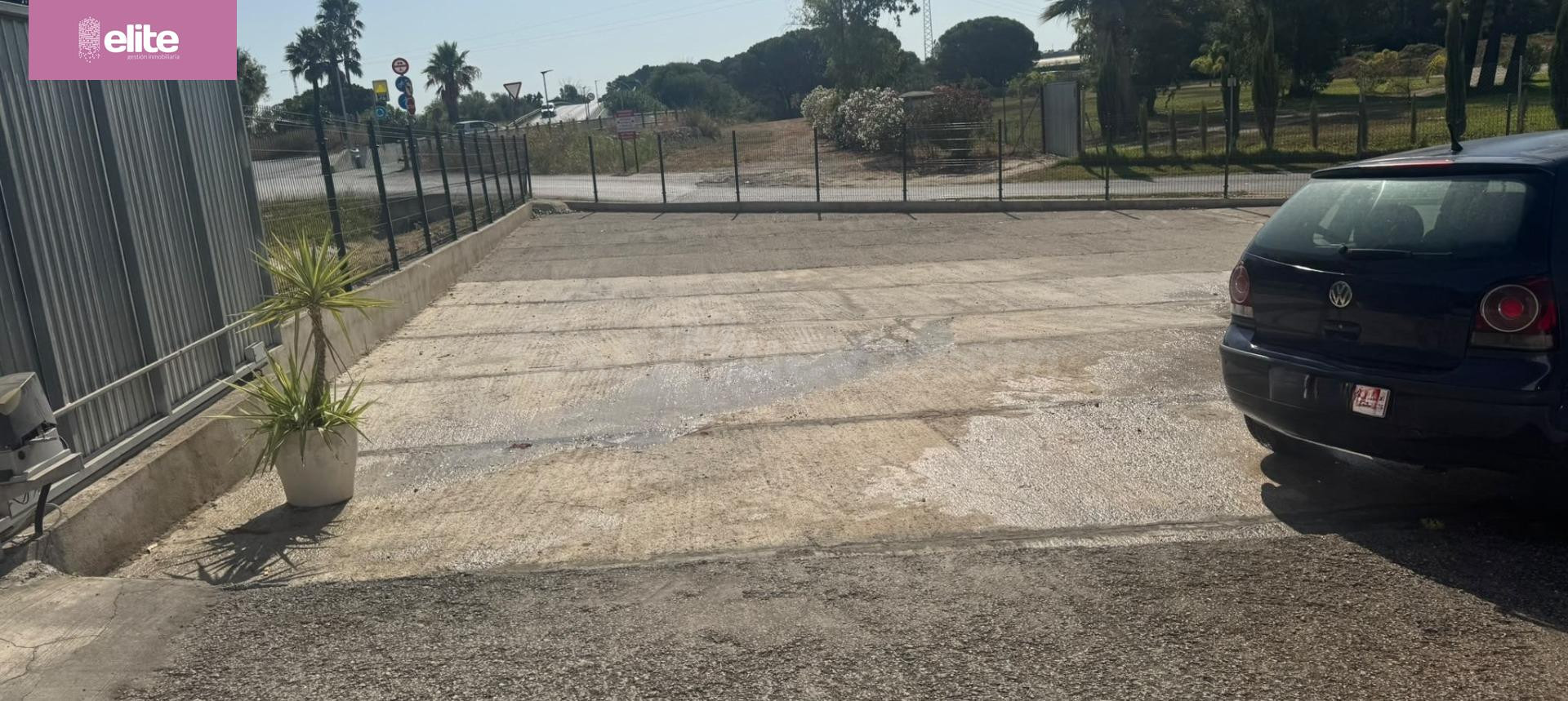 CASA EN LA CARRETERA DE CORTES CON TERRENO