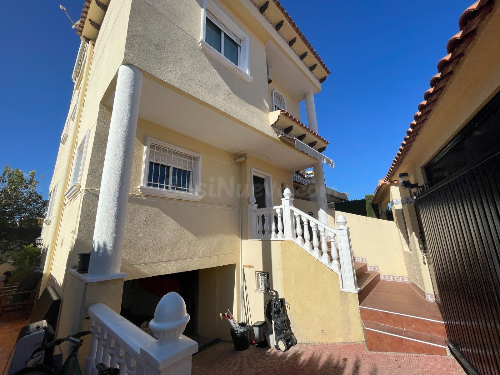 Villa 4 habitaciones 280m² en venta - Urbanizaciones
