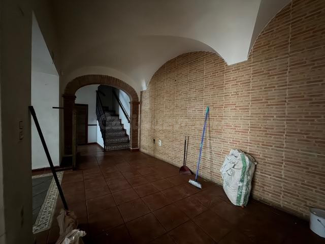 CASABANCO VENDE CASA DE DOS PLANTAS EN TALARRUBIAS - foto 2