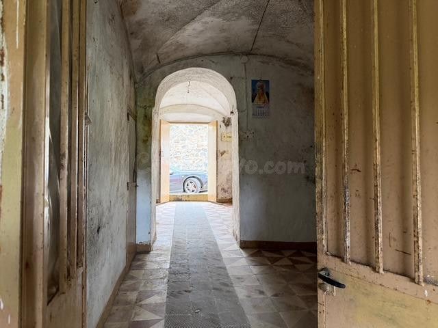 CASABANCO VENDE VIVIENDA A REFORMAR EN BARCARROTA - foto 2