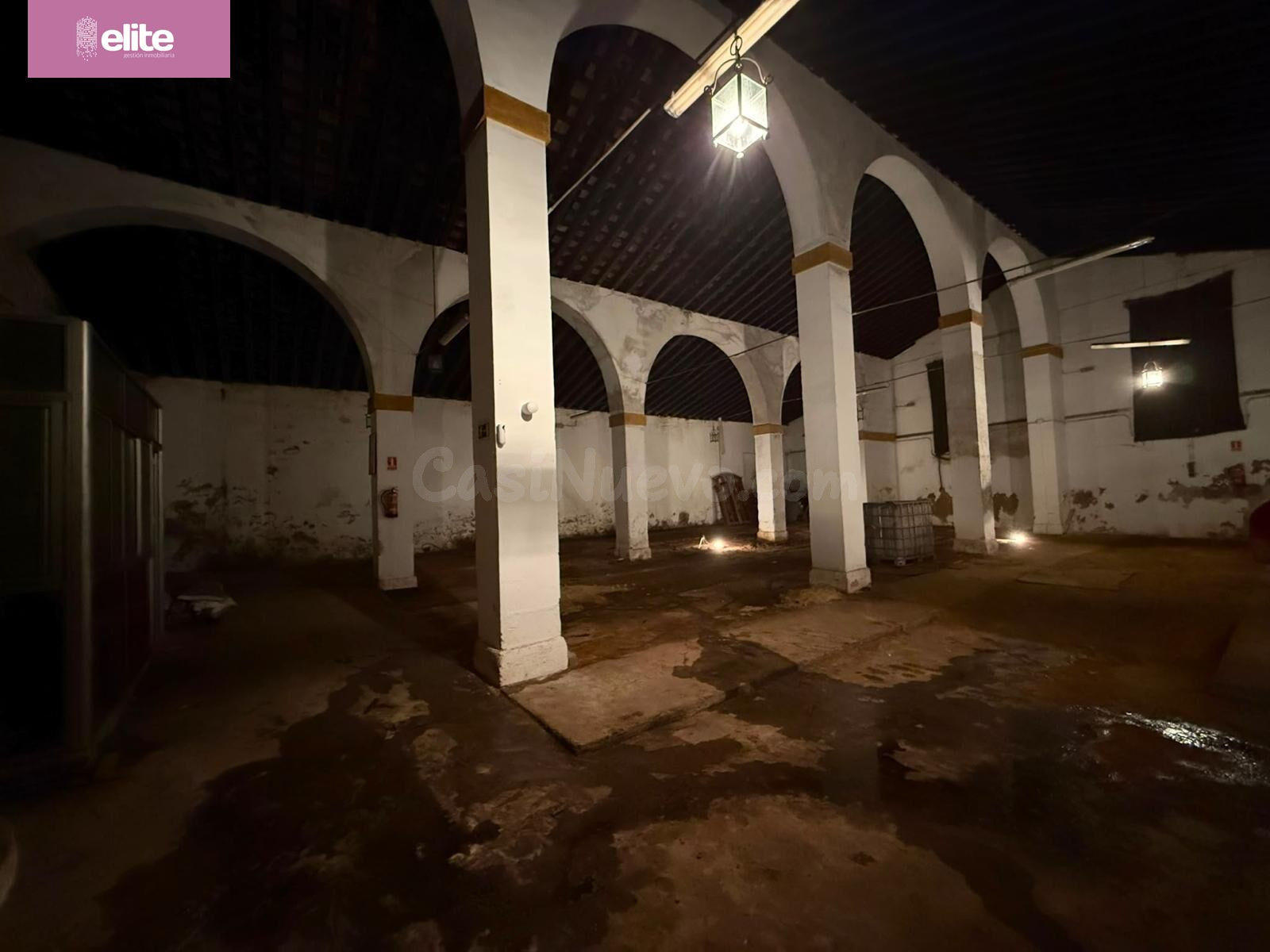 MAGNIFICO CASCO DE BODEGA - foto 4